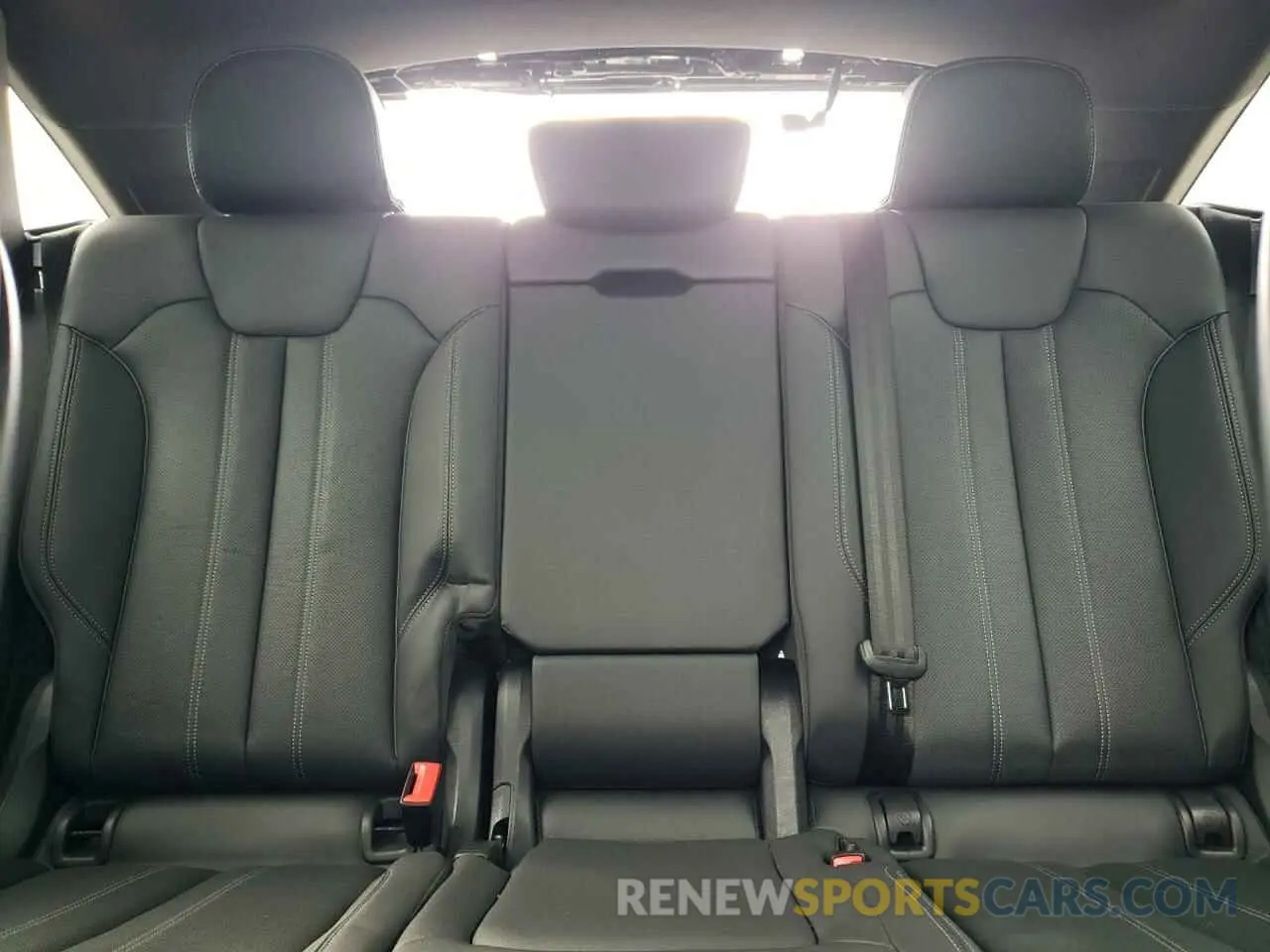 10 fotografías del automóvil dañado WA15AAFY2M2128461 AUDI Q5 2021
