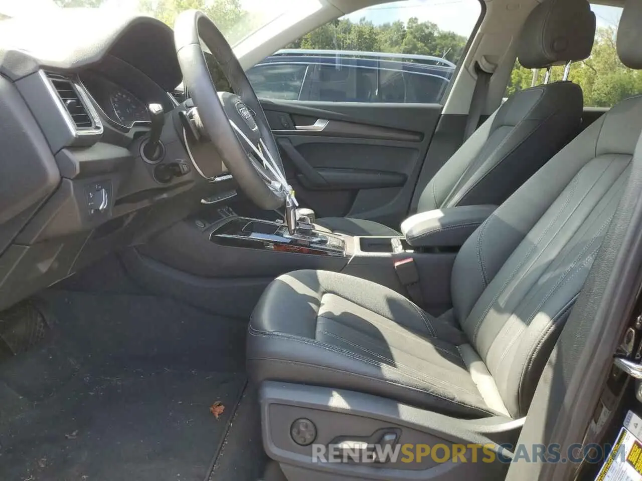 7 fotografías del automóvil dañado WA1AAAFY0M2093580 AUDI Q5 2021