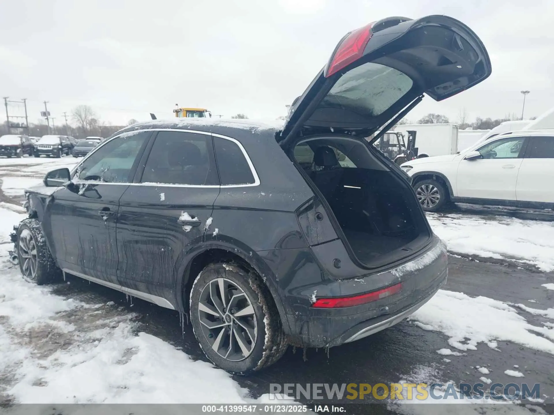 3 fotografías del automóvil dañado WA1AAAFY1M2101881 AUDI Q5 2021