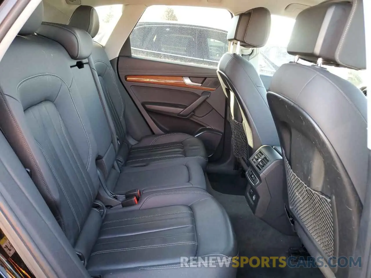 11 fotografías del automóvil dañado WA1AAAFY2M2005791 AUDI Q5 2021