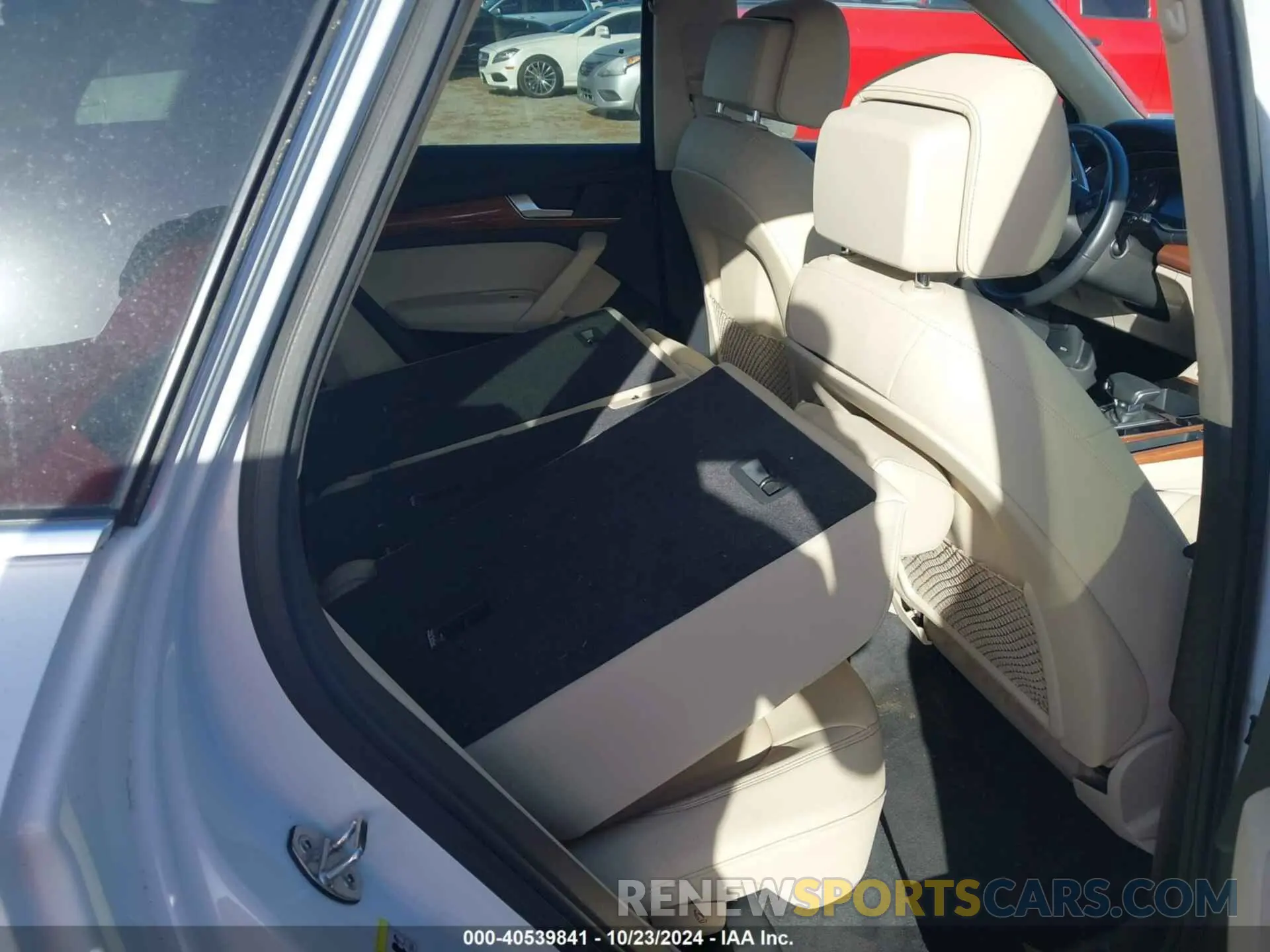 8 fotografías del automóvil dañado WA1AAAFY2M2110699 AUDI Q5 2021