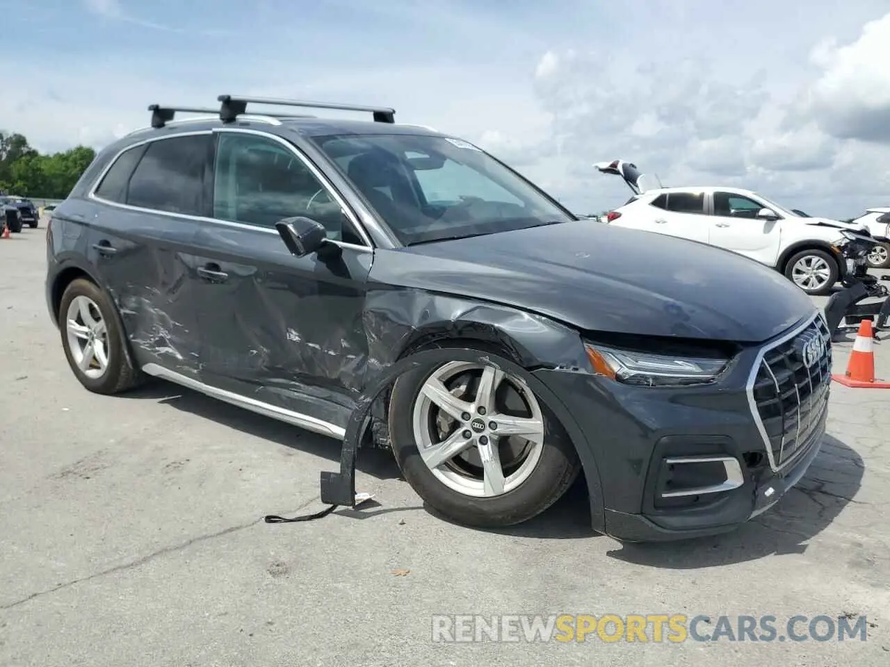 4 fotografías del automóvil dañado WA1AAAFY3M2113577 AUDI Q5 2021