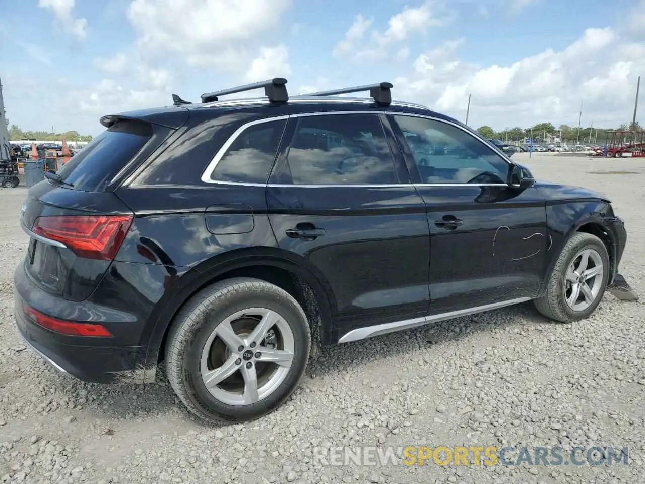 3 fotografías del automóvil dañado WA1AAAFY4M2010832 AUDI Q5 2021