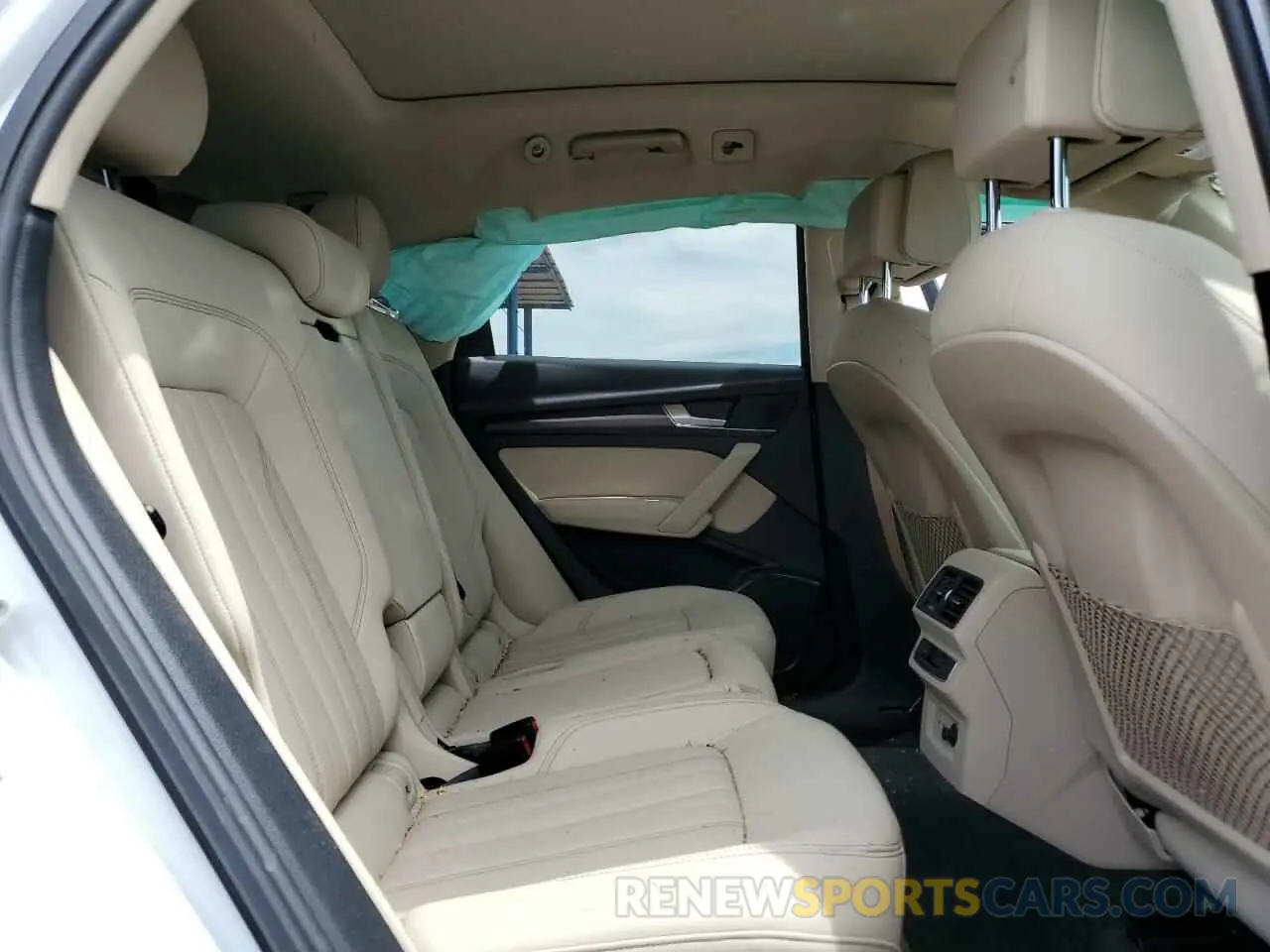 11 fotografías del automóvil dañado WA1AAAFY4M2032460 AUDI Q5 2021