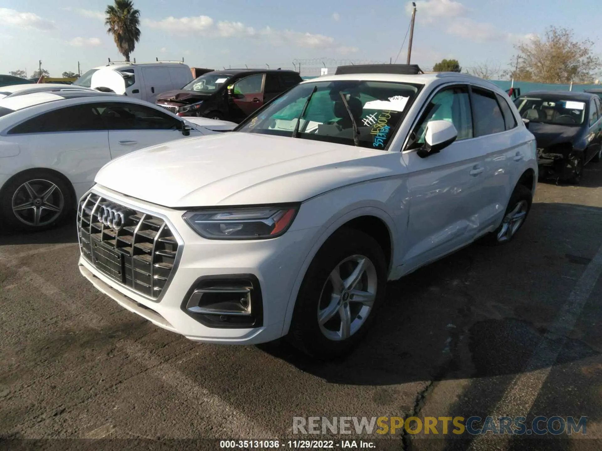 2 fotografías del automóvil dañado WA1AAAFY4M2101843 AUDI Q5 2021