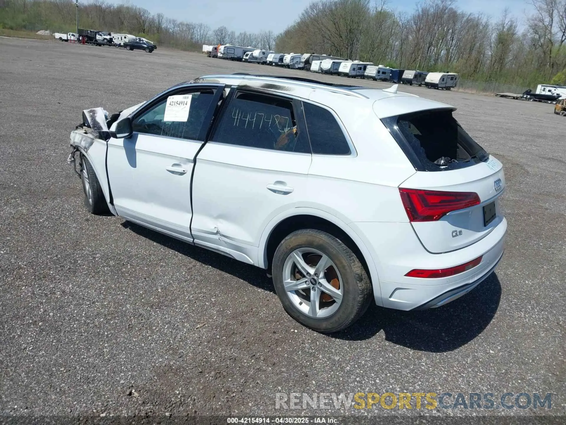 3 fotografías del automóvil dañado WA1AAAFY5M2110311 AUDI Q5 2021