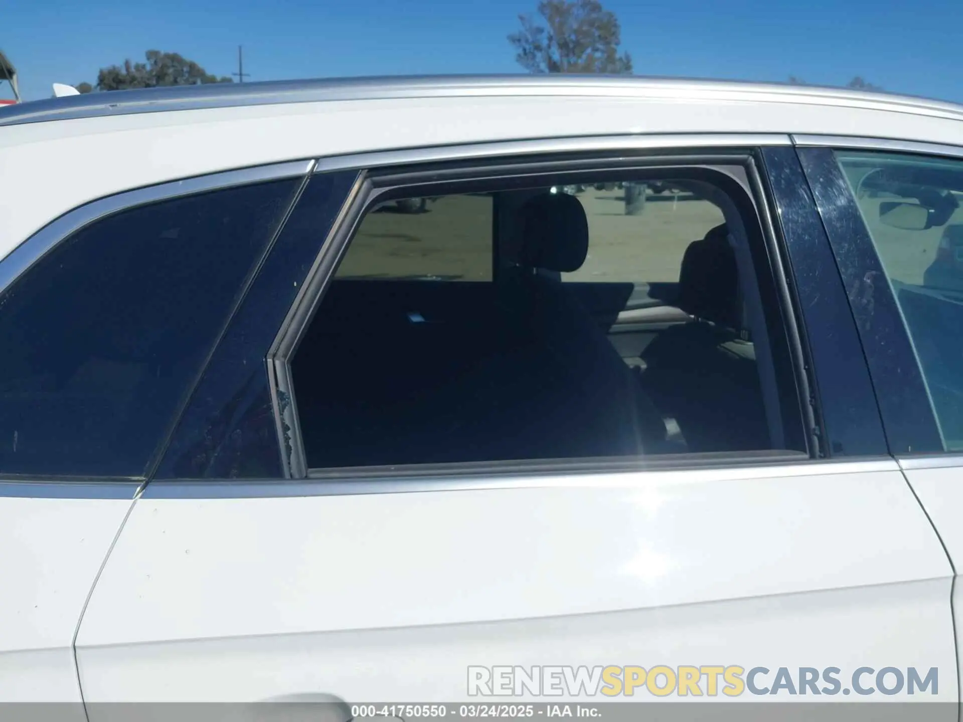 16 fotografías del automóvil dañado WA1AAAFY6M2045811 AUDI Q5 2021