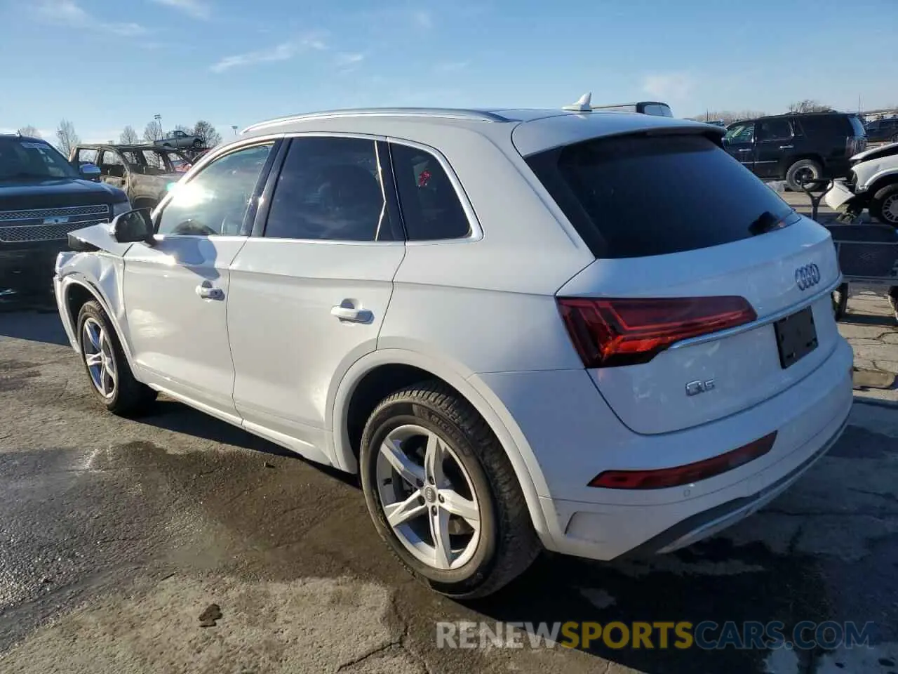 2 fotografías del automóvil dañado WA1AAAFY6M2117204 AUDI Q5 2021