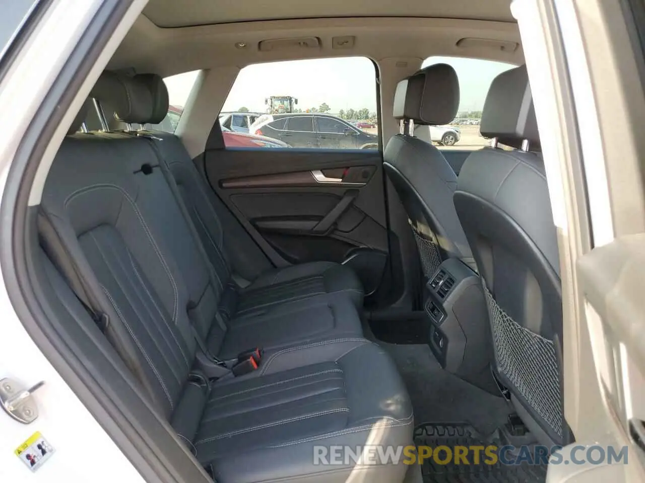 11 fotografías del automóvil dañado WA1AAAFY7M2014289 AUDI Q5 2021