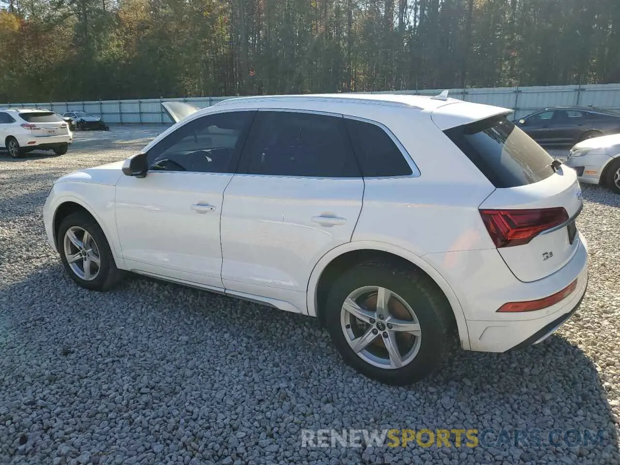 2 fotografías del automóvil dañado WA1AAAFY8M2004192 AUDI Q5 2021