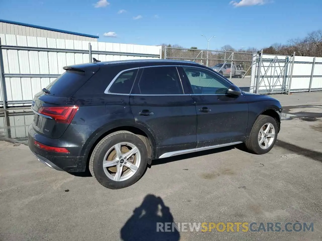 3 fotografías del automóvil dañado WA1AAAFY9M2111834 AUDI Q5 2021
