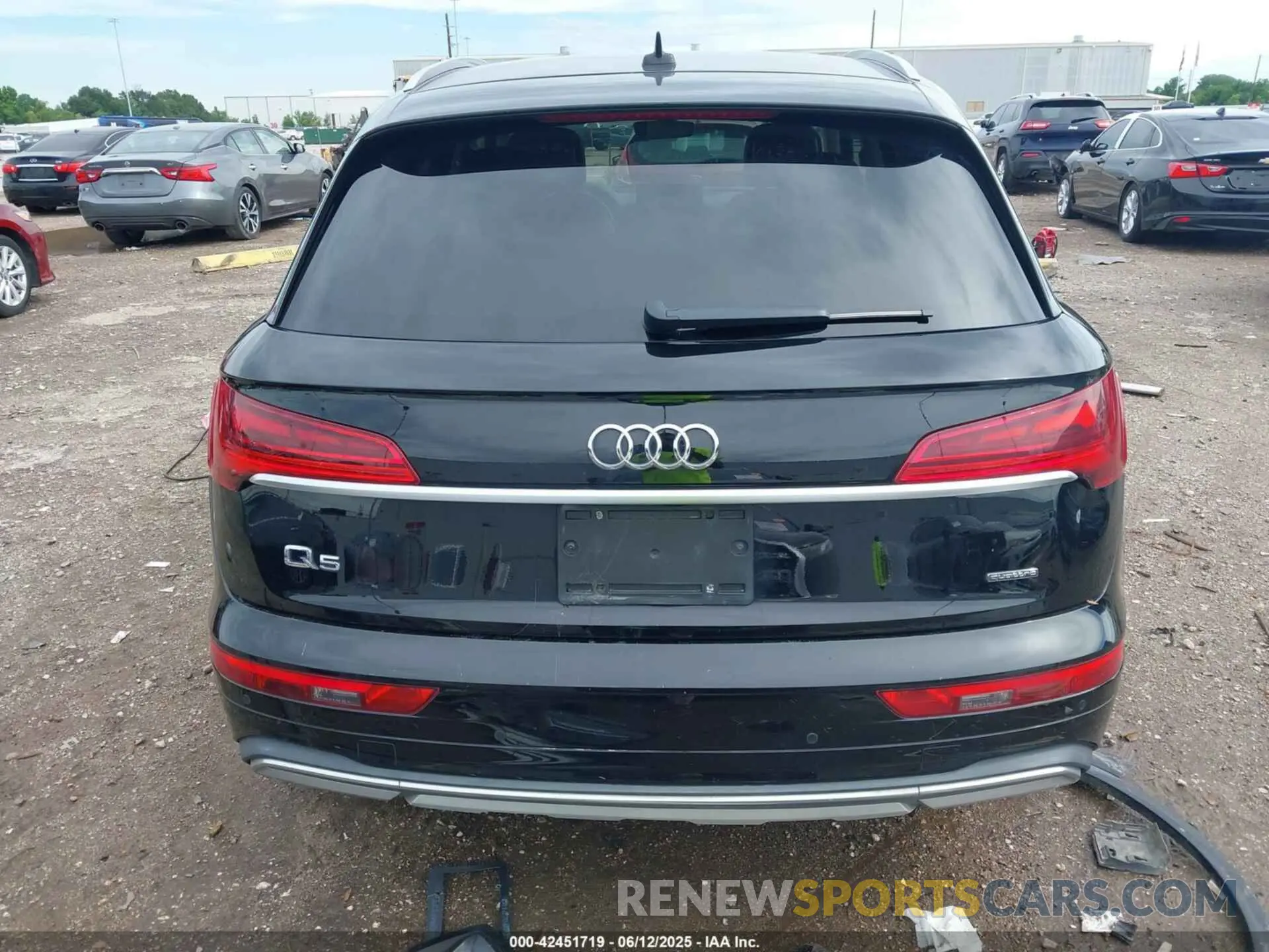 17 fotografías del automóvil dañado WA1AAAFYXM2004808 AUDI Q5 2021