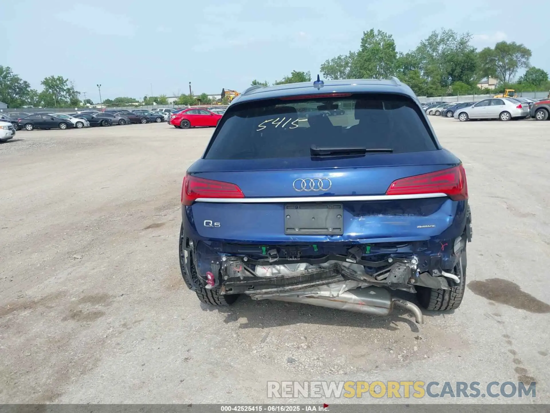 17 fotografías del automóvil dañado WA1AAAFYXM2010852 AUDI Q5 2021
