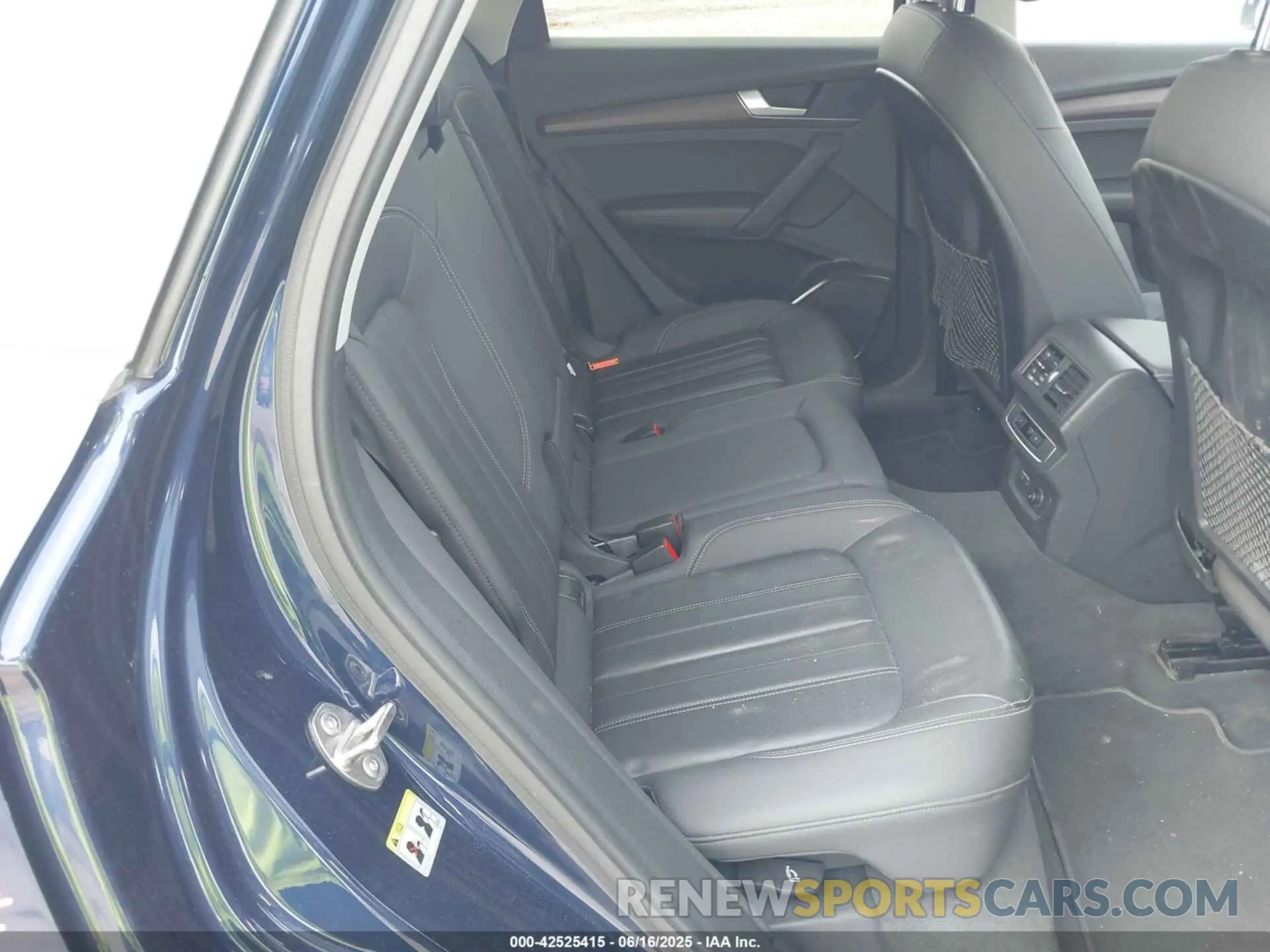 8 fotografías del automóvil dañado WA1AAAFYXM2010852 AUDI Q5 2021