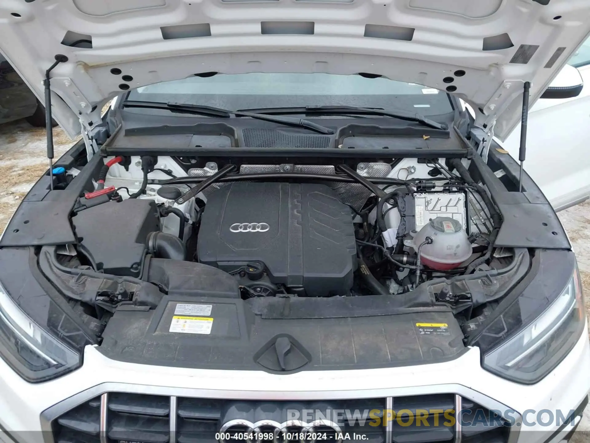 10 fotografías del automóvil dañado WA1BAAFY0M2067937 AUDI Q5 2021