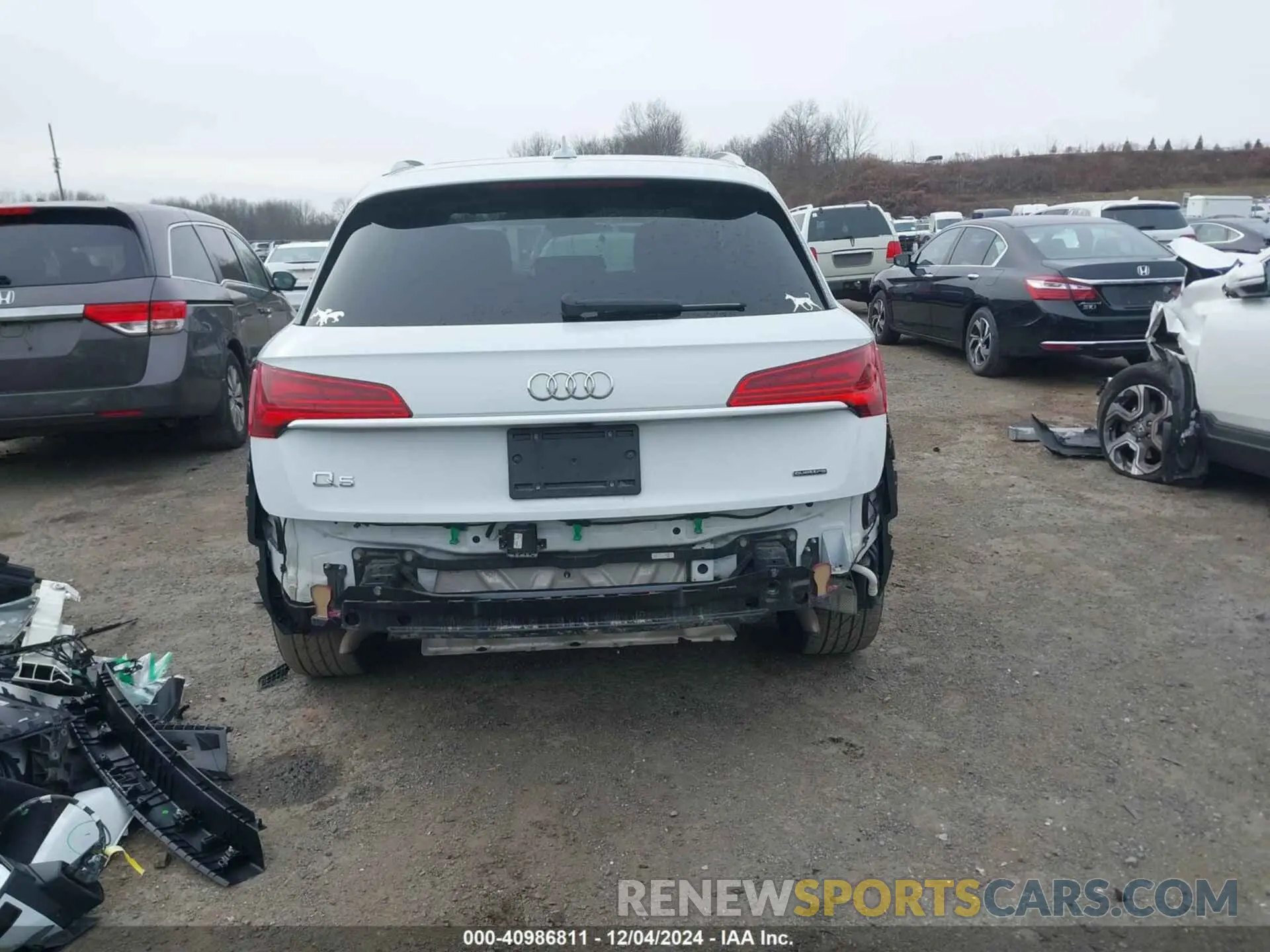 17 fotografías del automóvil dañado WA1BAAFY0M2127103 AUDI Q5 2021