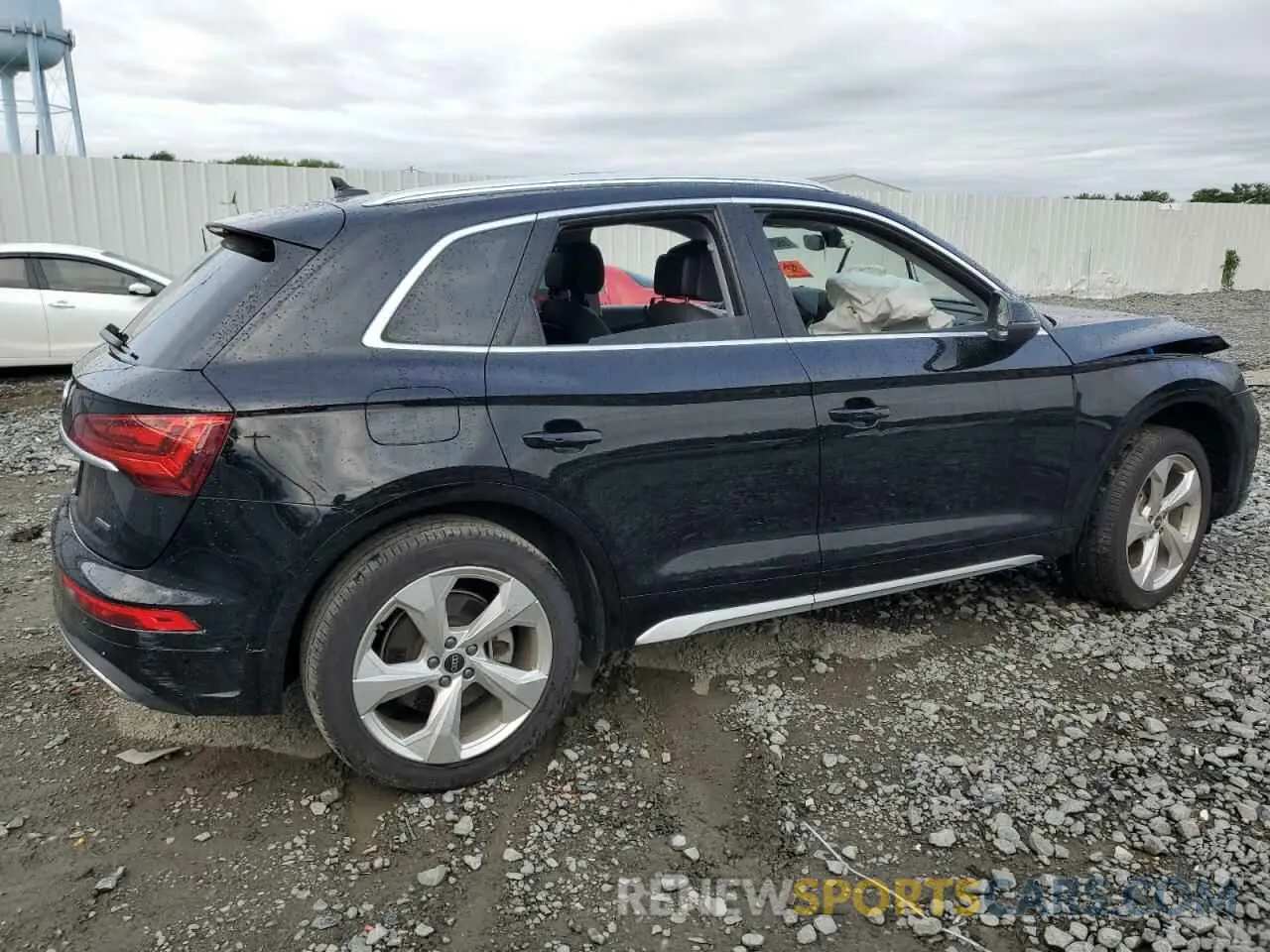 3 fotografías del automóvil dañado WA1BAAFY0M2140045 AUDI Q5 2021