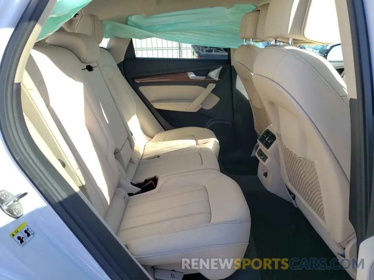 6 fotografías del automóvil dañado WA1BAAFY1M2058826 AUDI Q5 2021