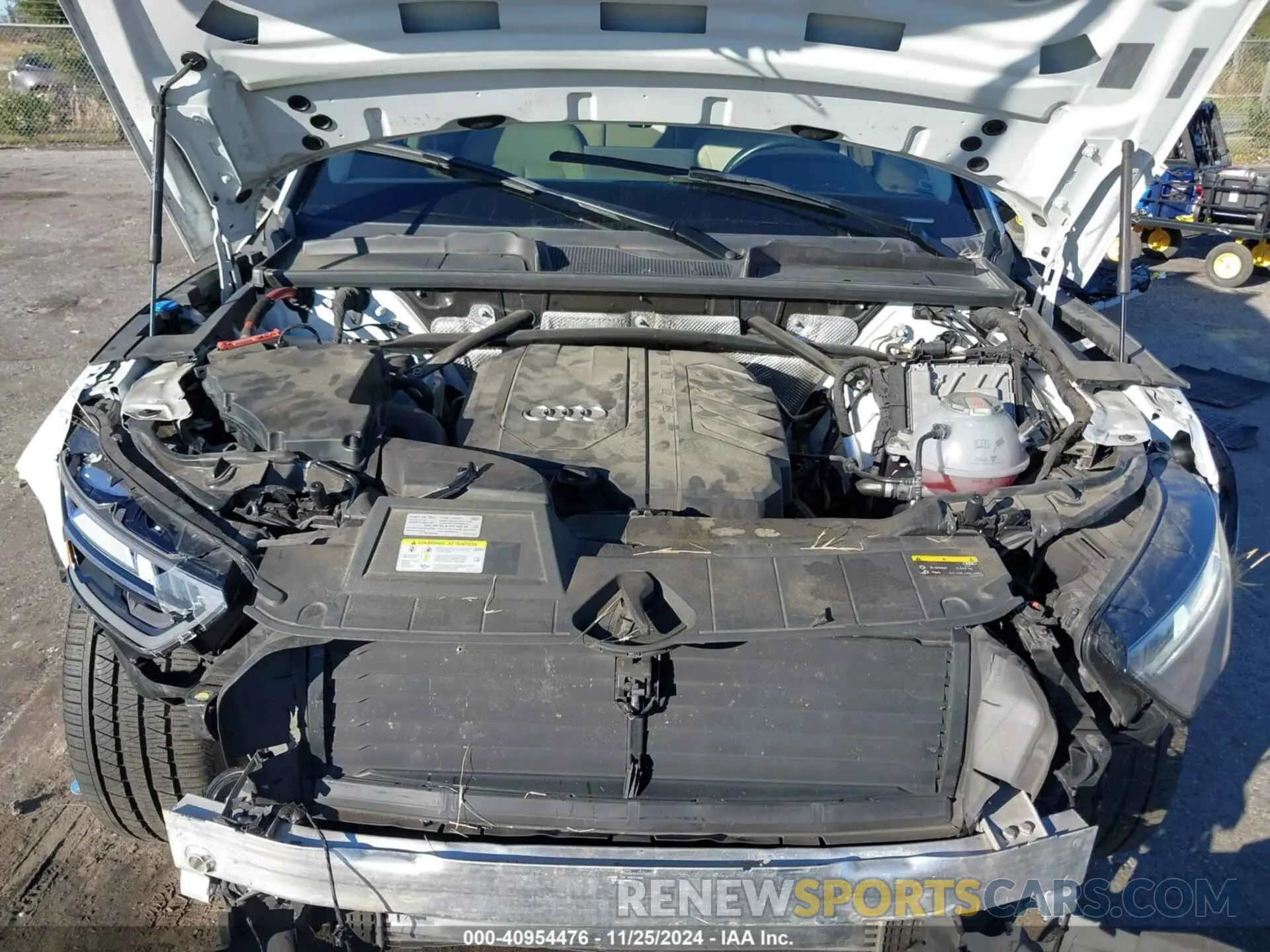 10 fotografías del automóvil dañado WA1BAAFY1M2081748 AUDI Q5 2021
