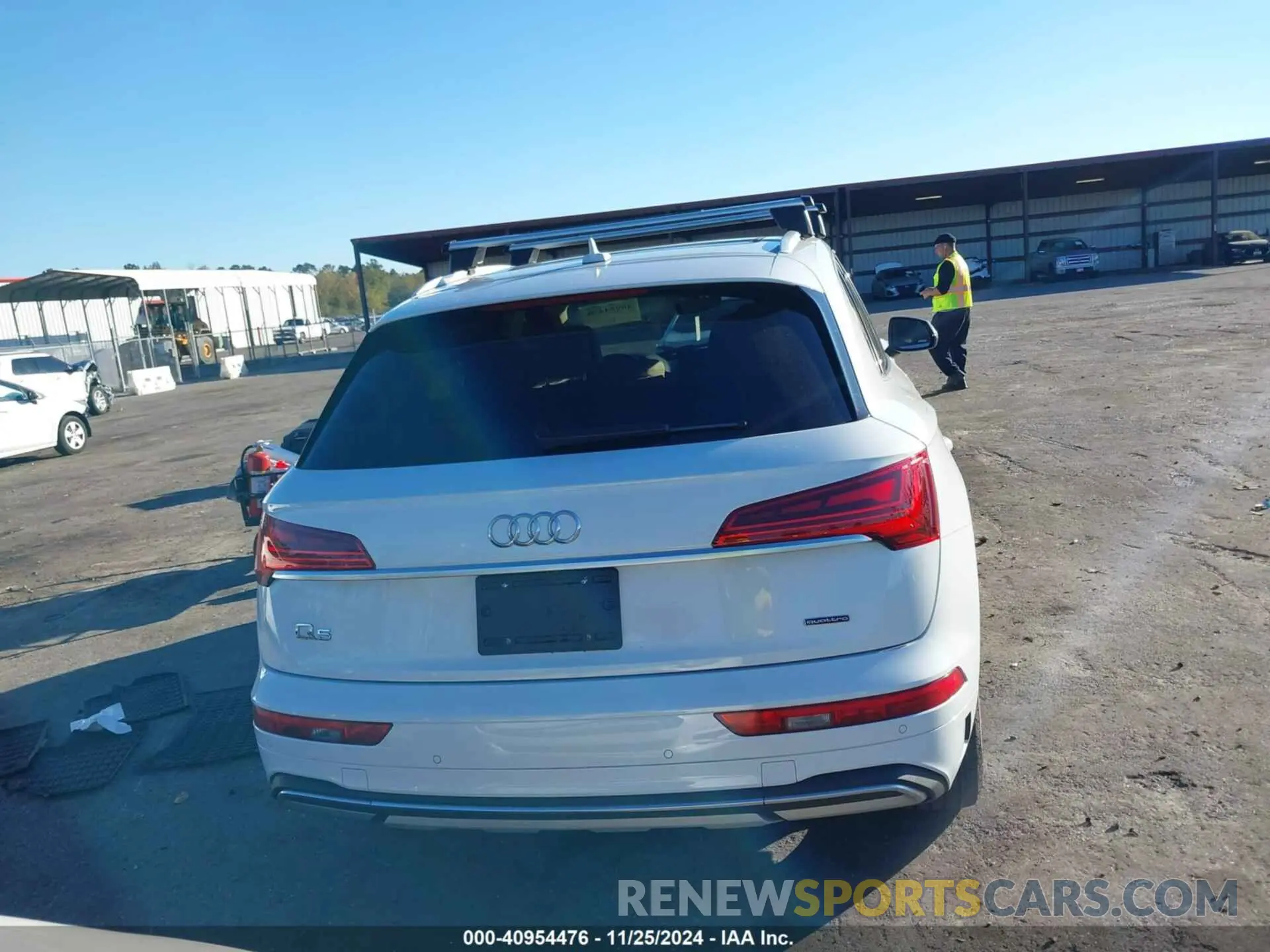 16 fotografías del automóvil dañado WA1BAAFY1M2081748 AUDI Q5 2021