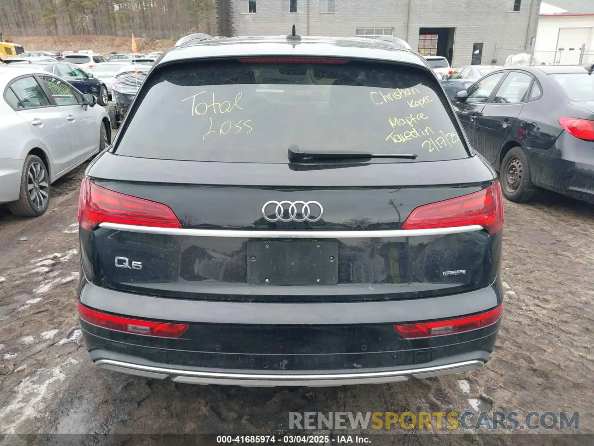 16 fotografías del automóvil dañado WA1BAAFY1M2113680 AUDI Q5 2021