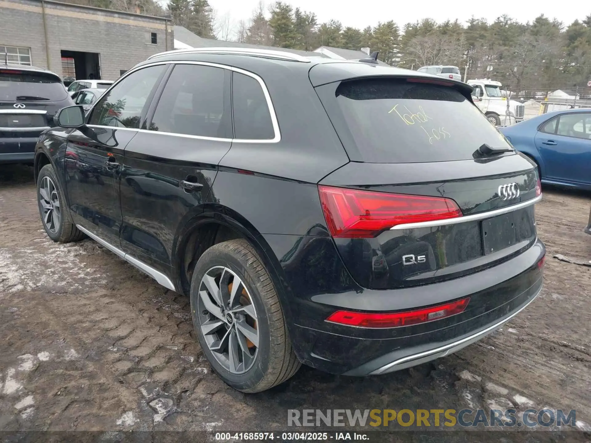 3 fotografías del automóvil dañado WA1BAAFY1M2113680 AUDI Q5 2021