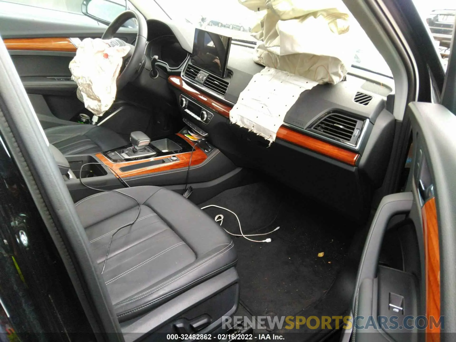 5 fotografías del automóvil dañado WA1BAAFY3M2015332 AUDI Q5 2021