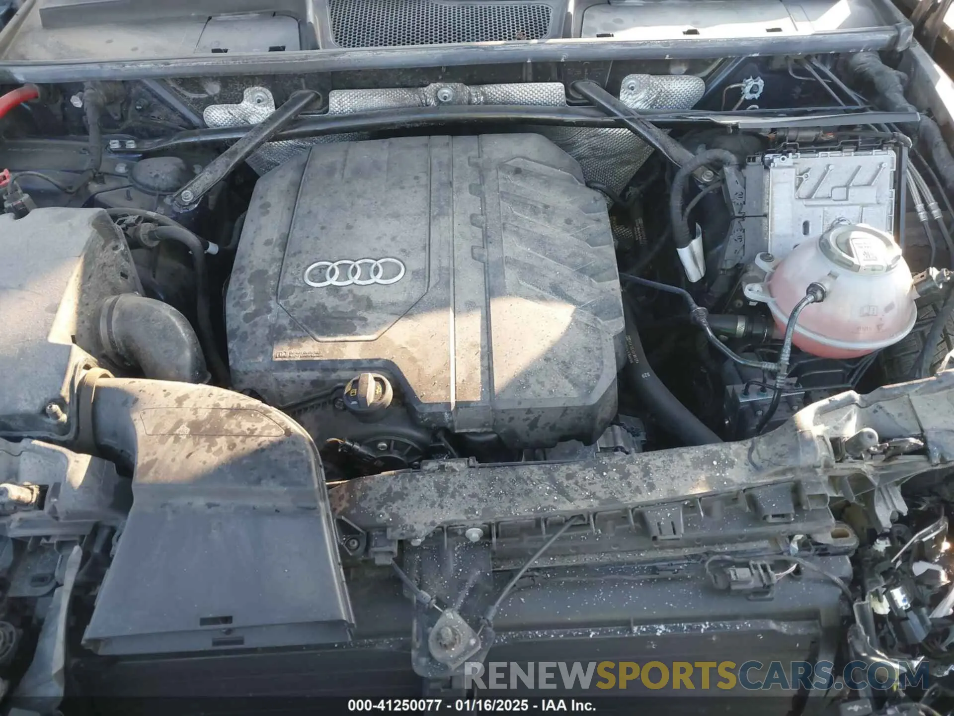10 fotografías del automóvil dañado WA1BAAFY3M2085431 AUDI Q5 2021