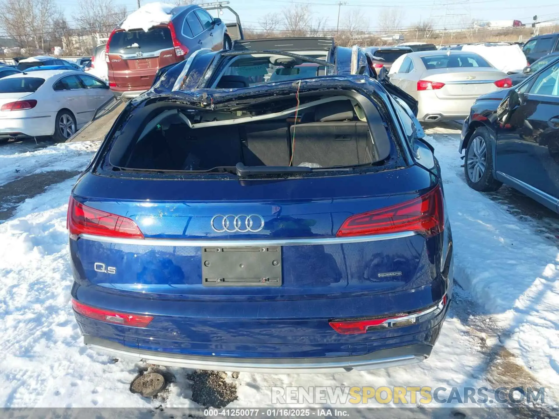 16 fotografías del automóvil dañado WA1BAAFY3M2085431 AUDI Q5 2021