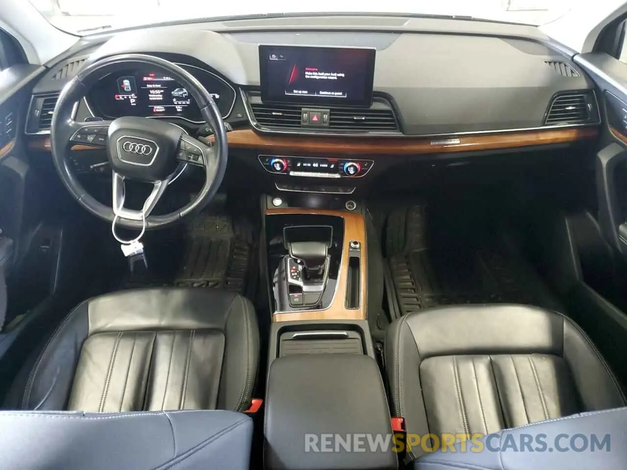 8 fotografías del automóvil dañado WA1BAAFY4M2017770 AUDI Q5 2021