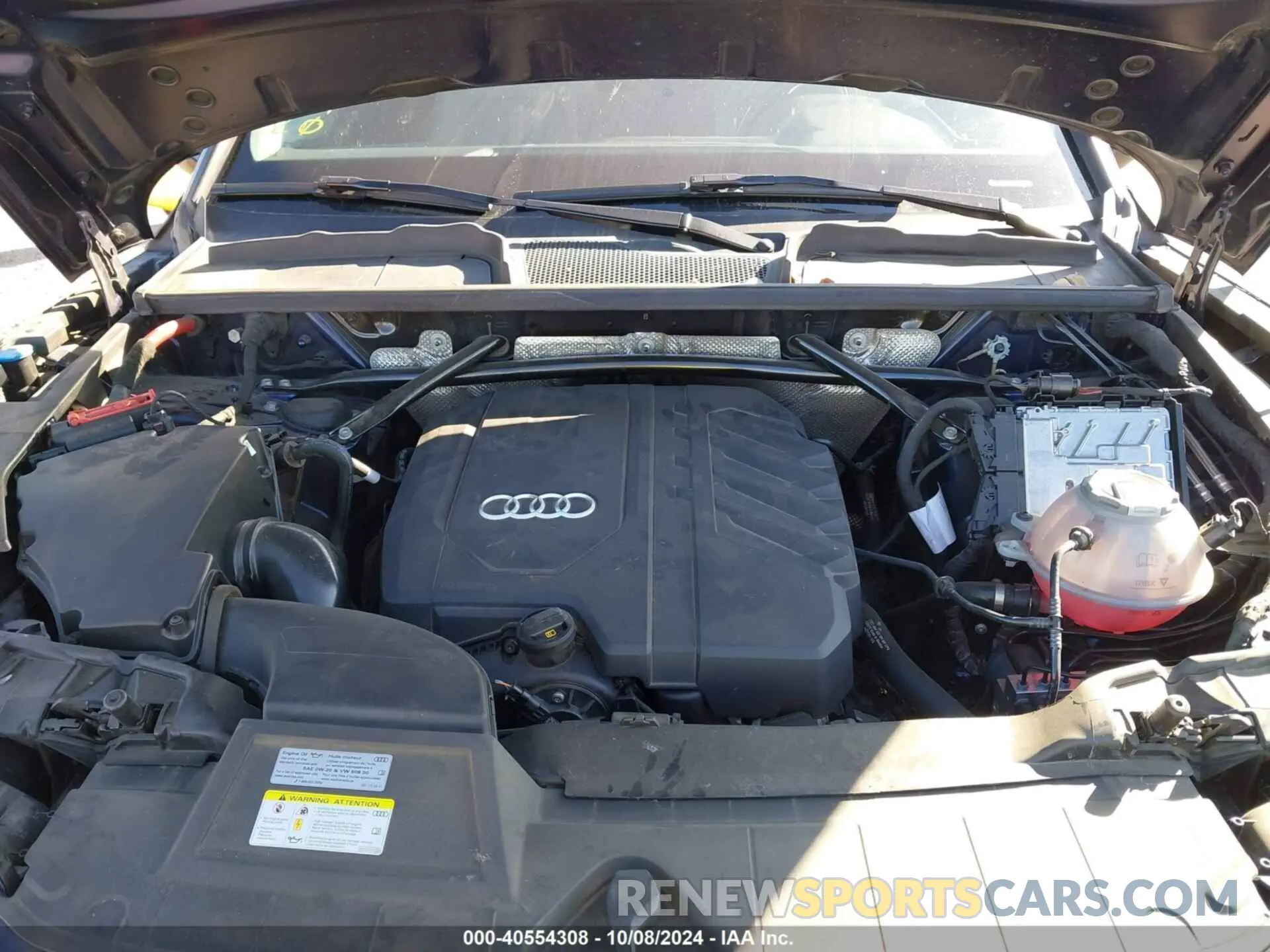 10 fotografías del automóvil dañado WA1BAAFY4M2028350 AUDI Q5 2021
