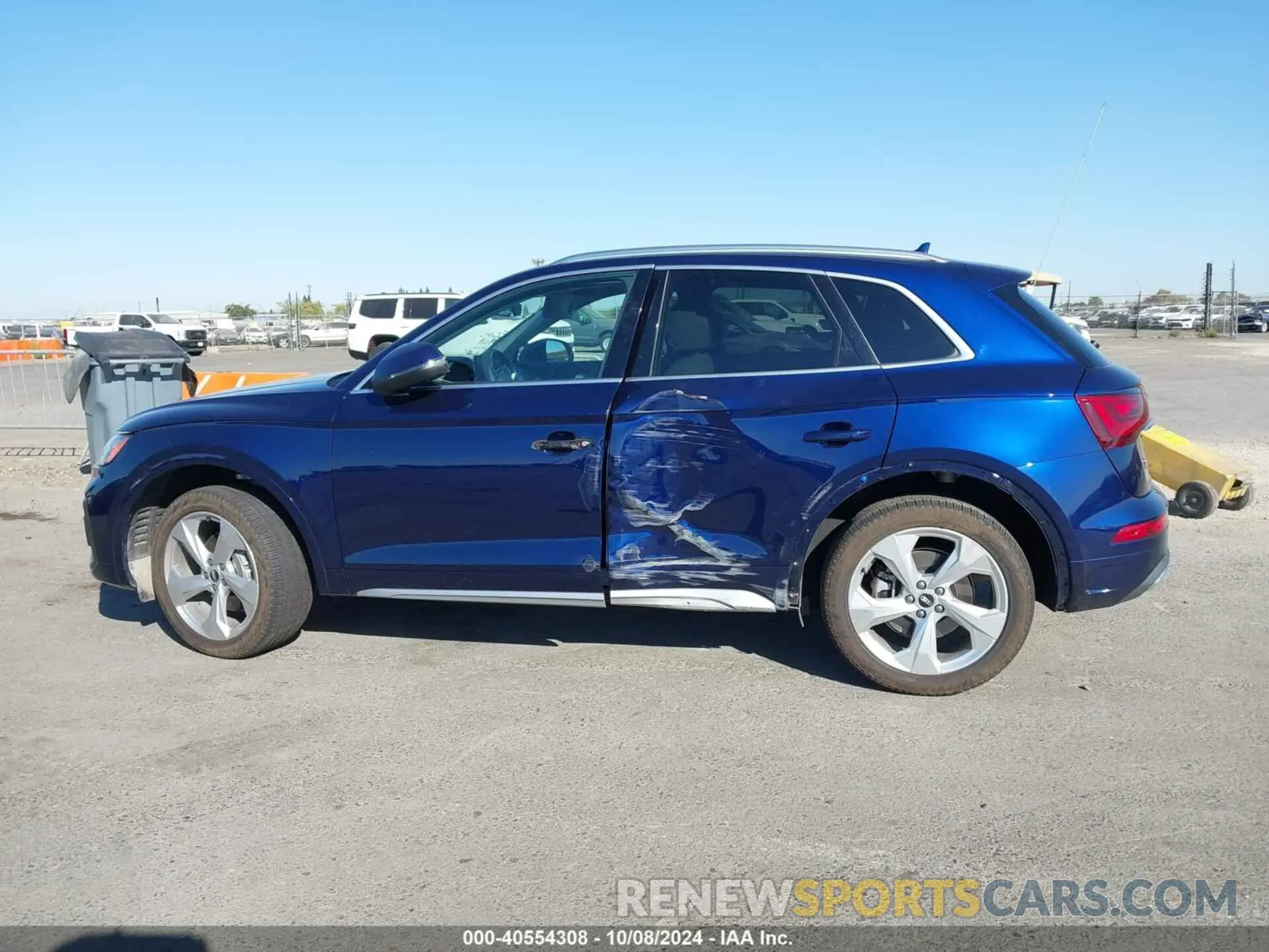 13 fotografías del automóvil dañado WA1BAAFY4M2028350 AUDI Q5 2021