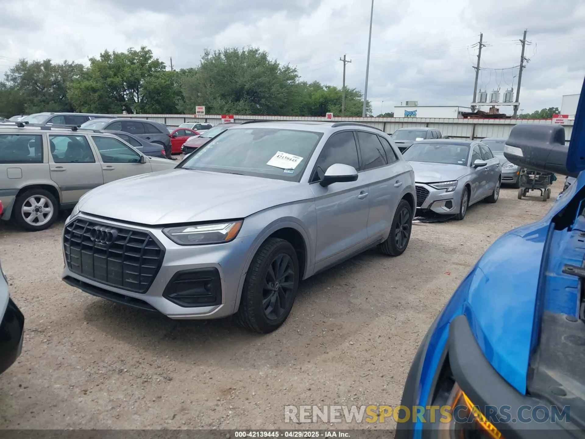 2 fotografías del automóvil dañado WA1BAAFY4M2065706 AUDI Q5 2021