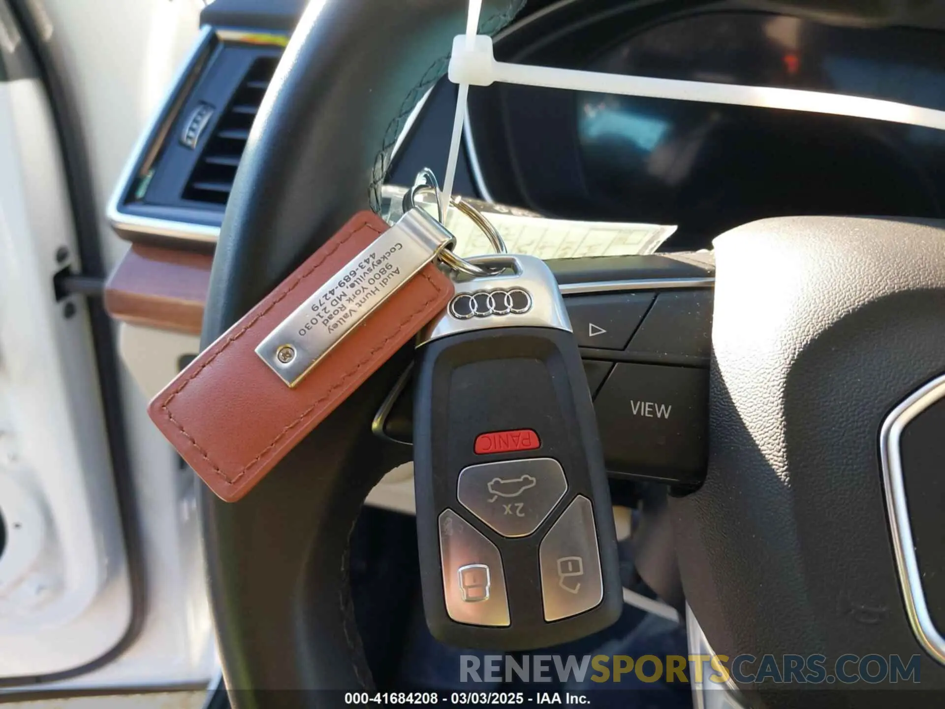 11 fotografías del automóvil dañado WA1BAAFY4M2082103 AUDI Q5 2021