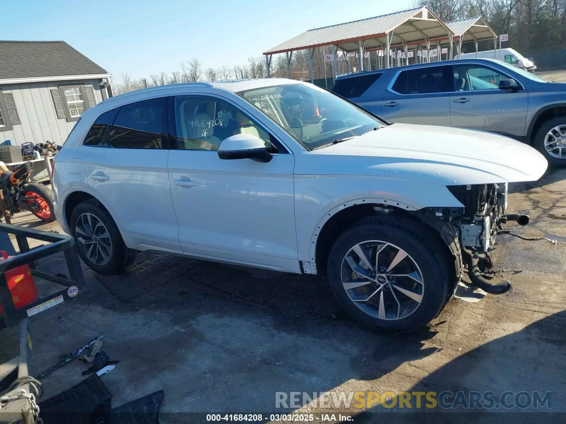 13 fotografías del automóvil dañado WA1BAAFY4M2082103 AUDI Q5 2021