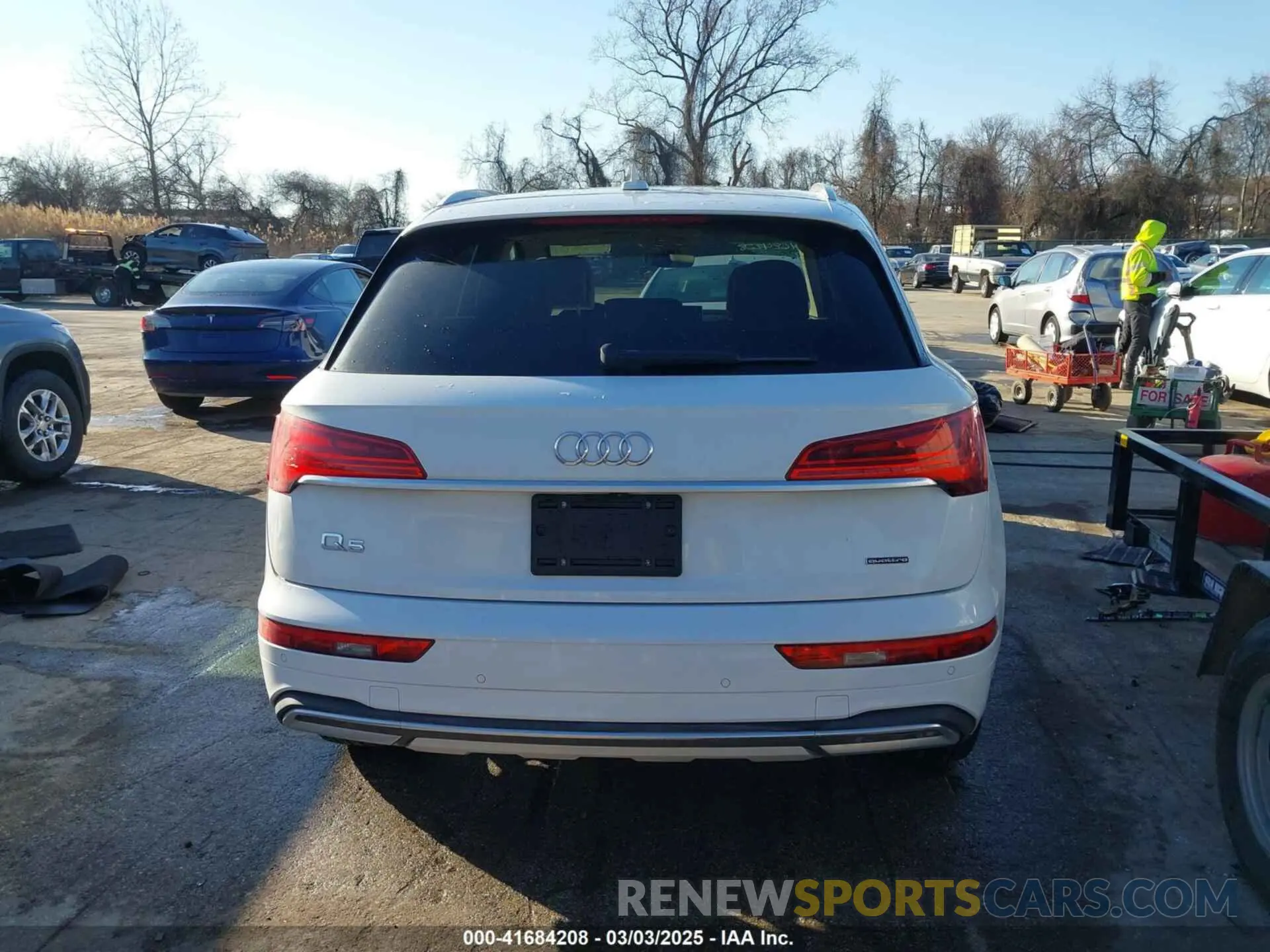 16 fotografías del automóvil dañado WA1BAAFY4M2082103 AUDI Q5 2021