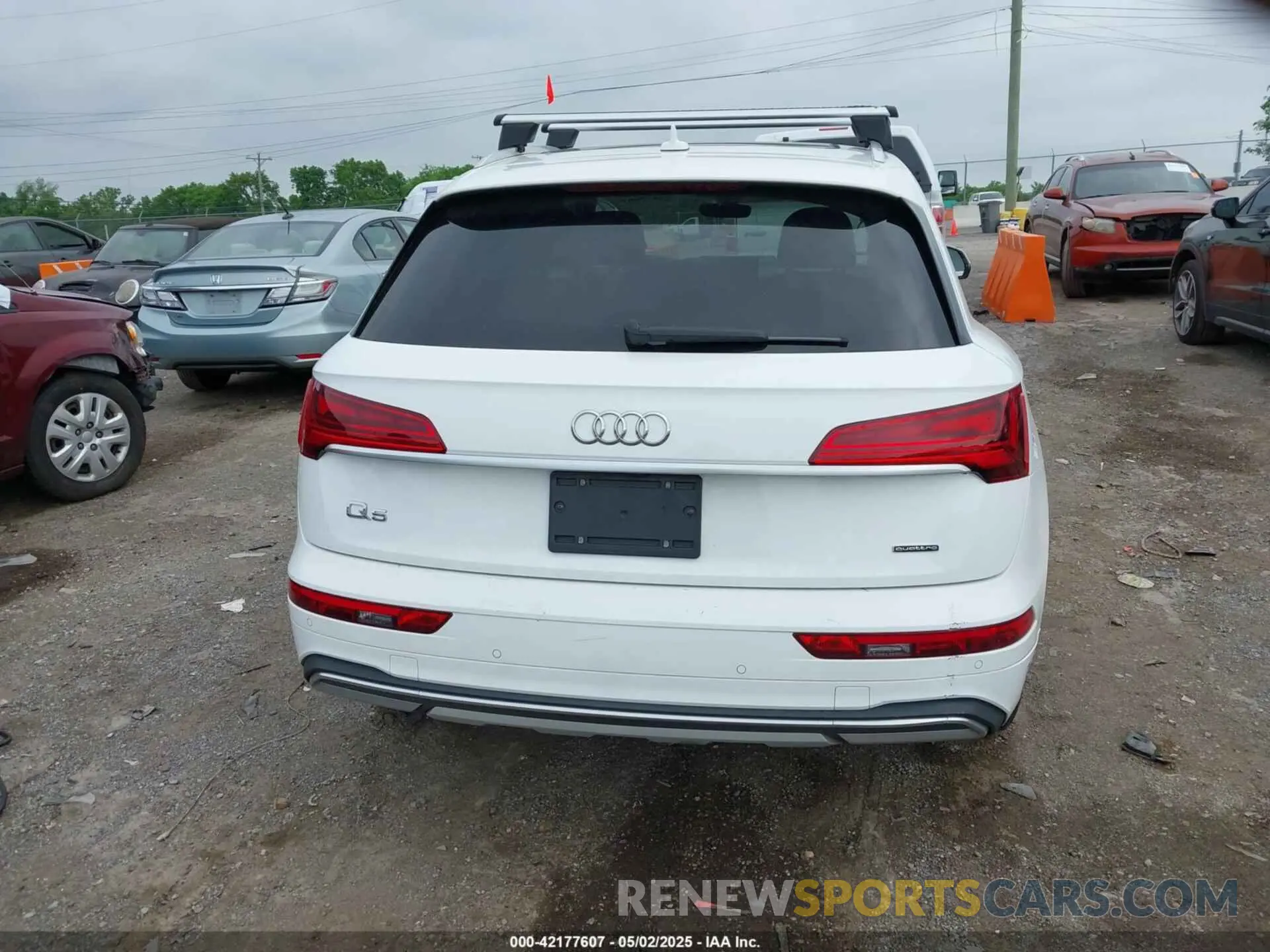 17 fotografías del automóvil dañado WA1BAAFY4M2119148 AUDI Q5 2021
