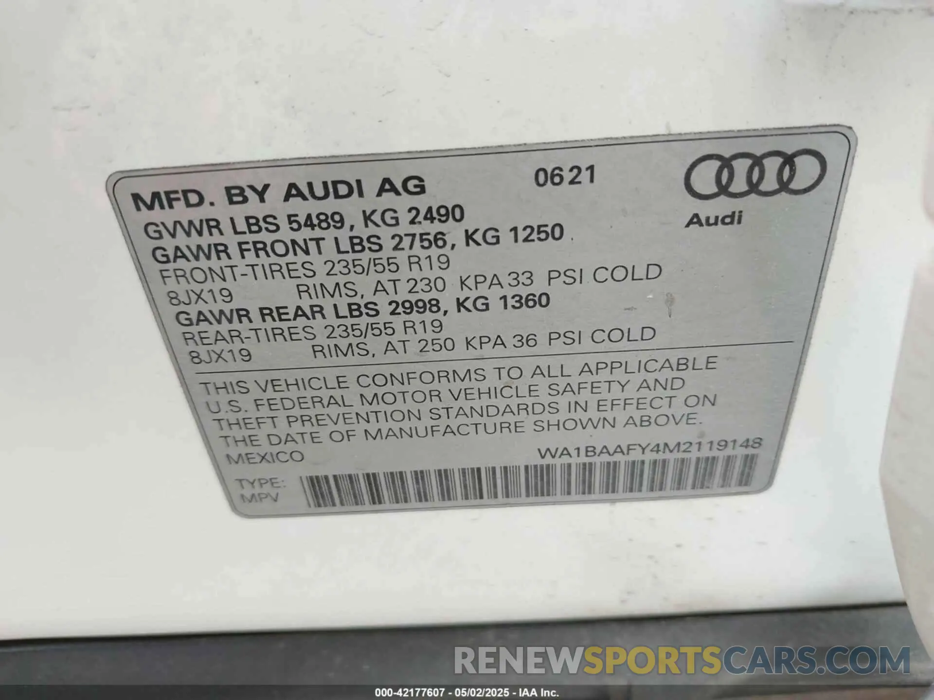 9 fotografías del automóvil dañado WA1BAAFY4M2119148 AUDI Q5 2021
