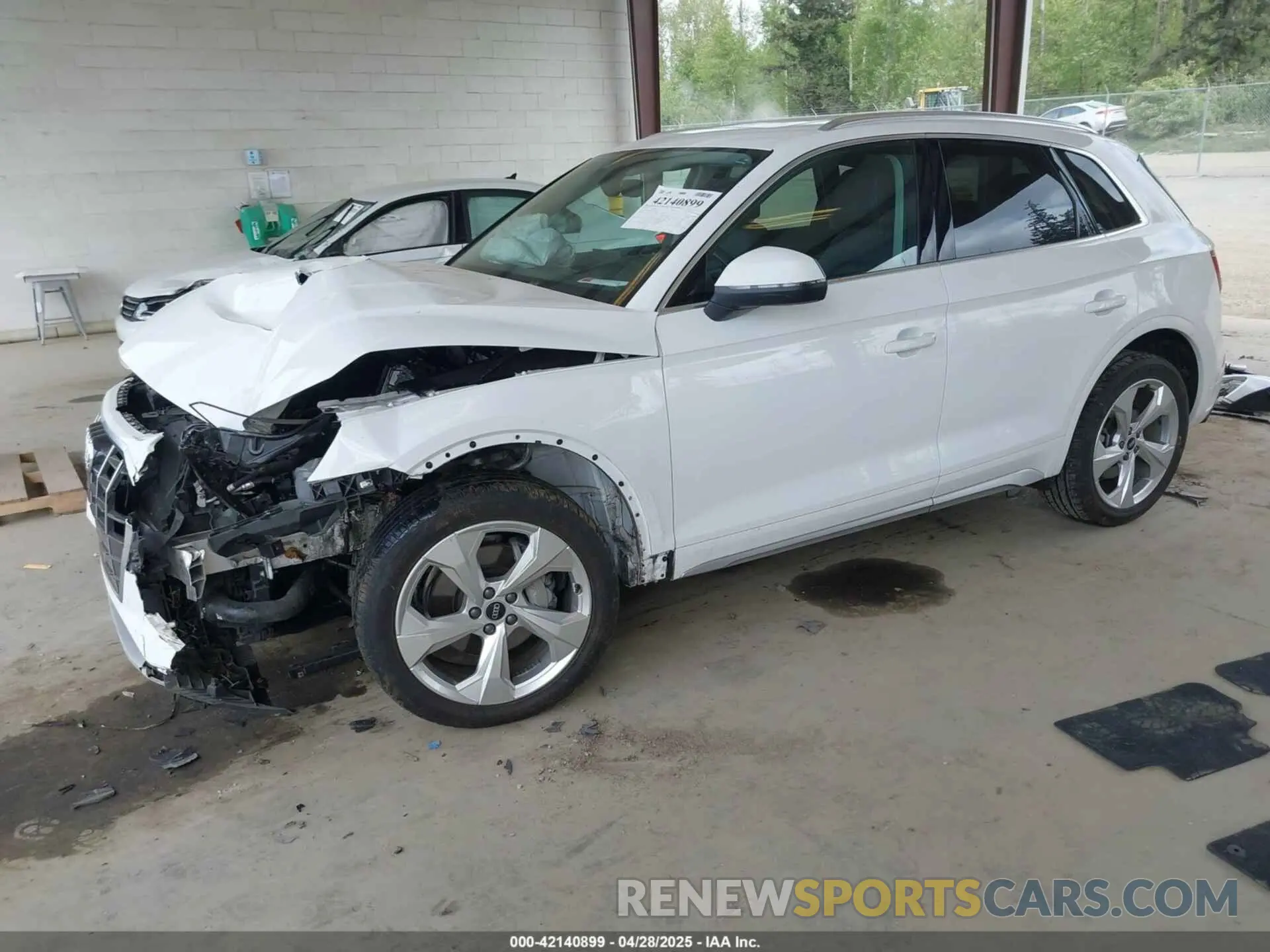 2 fotografías del automóvil dañado WA1BAAFY5M2004171 AUDI Q5 2021