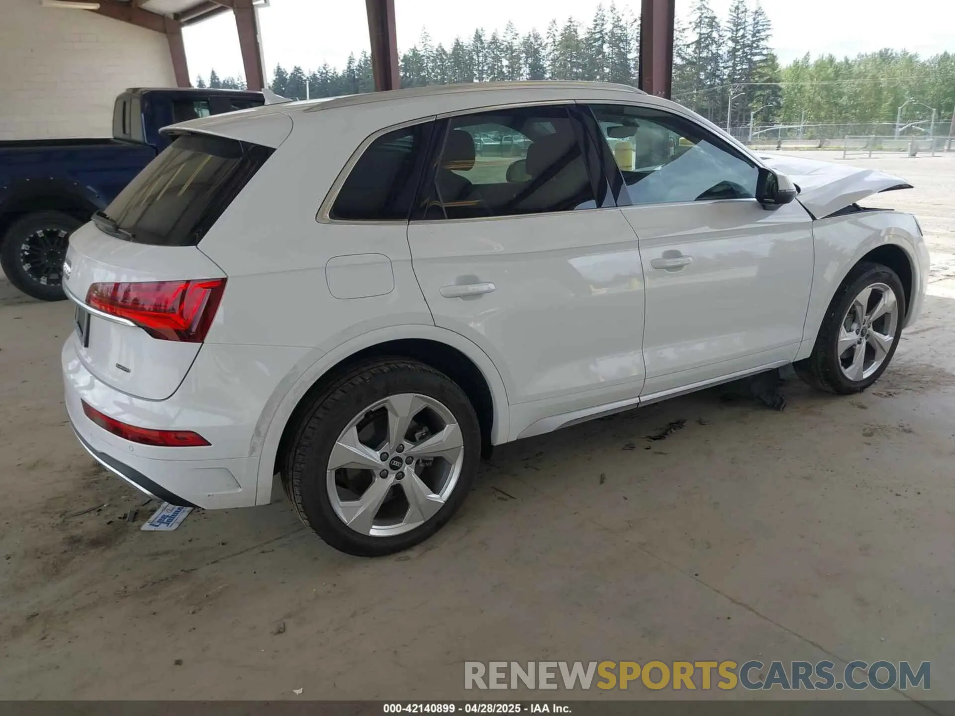 4 fotografías del automóvil dañado WA1BAAFY5M2004171 AUDI Q5 2021