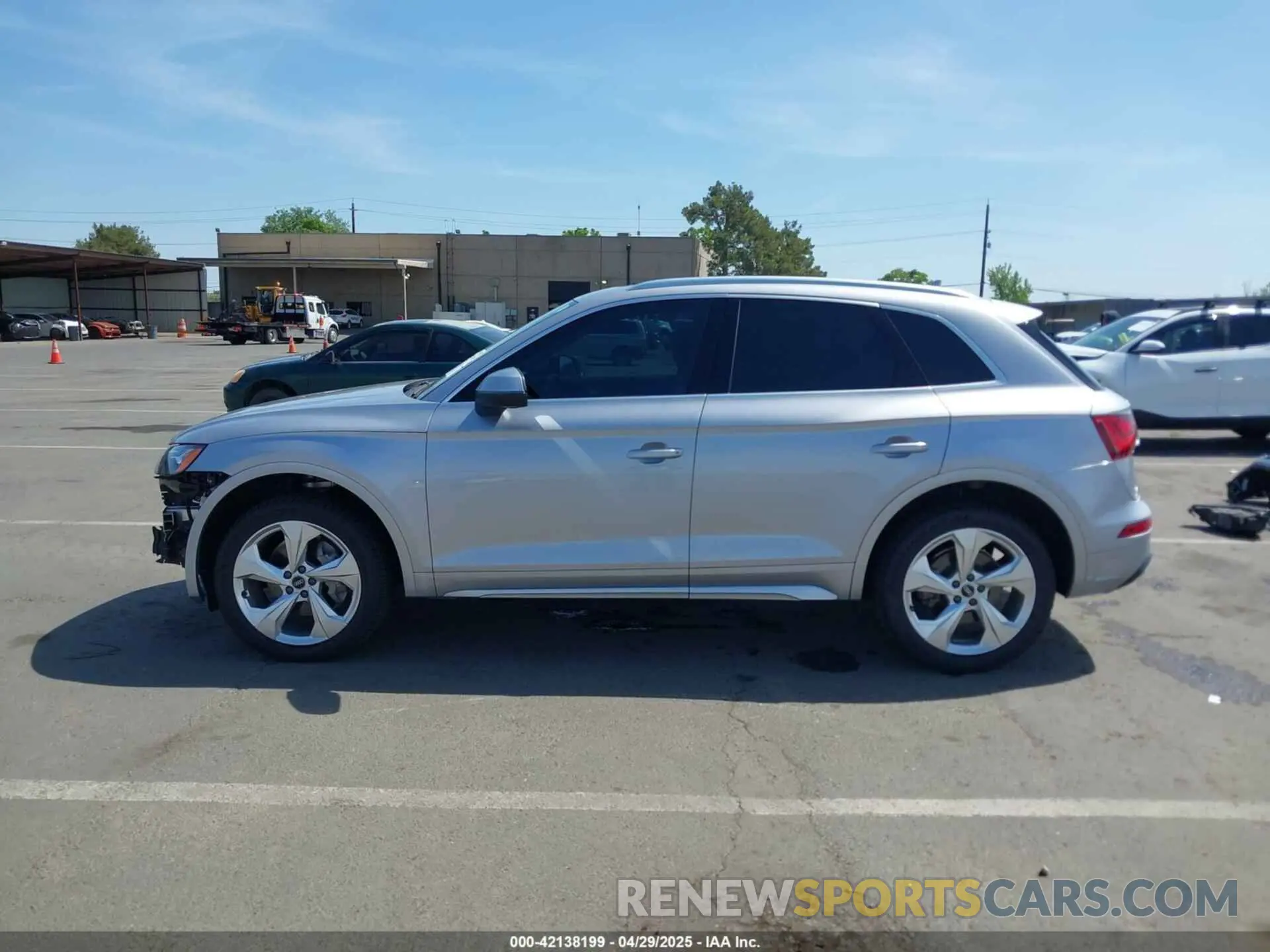 15 fotografías del automóvil dañado WA1BAAFY6M2130653 AUDI Q5 2021