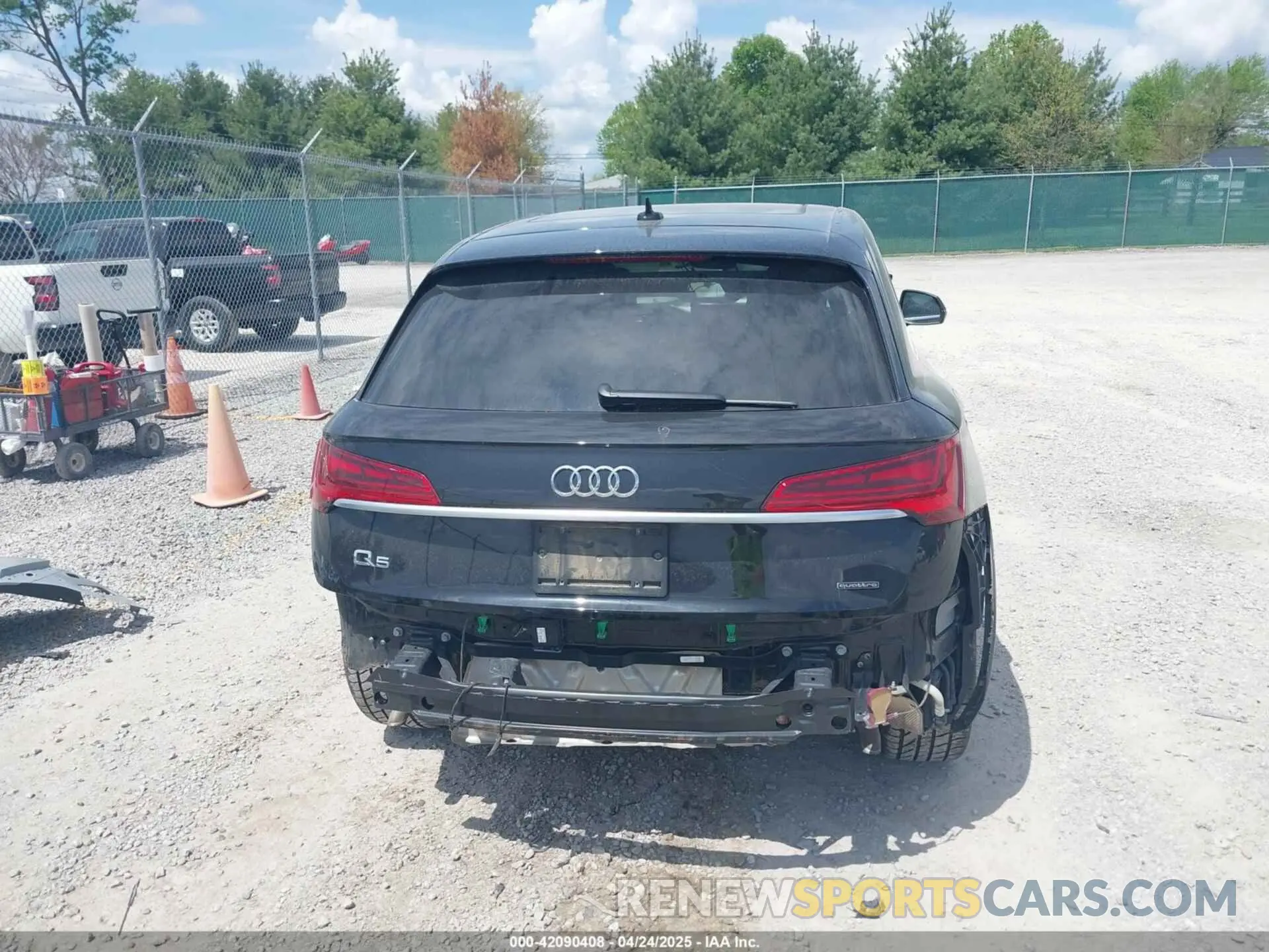 17 fotografías del automóvil dañado WA1BAAFY7M2024762 AUDI Q5 2021