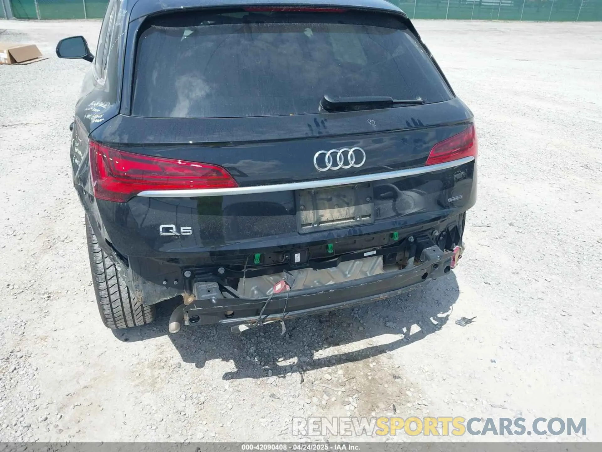 20 fotografías del automóvil dañado WA1BAAFY7M2024762 AUDI Q5 2021