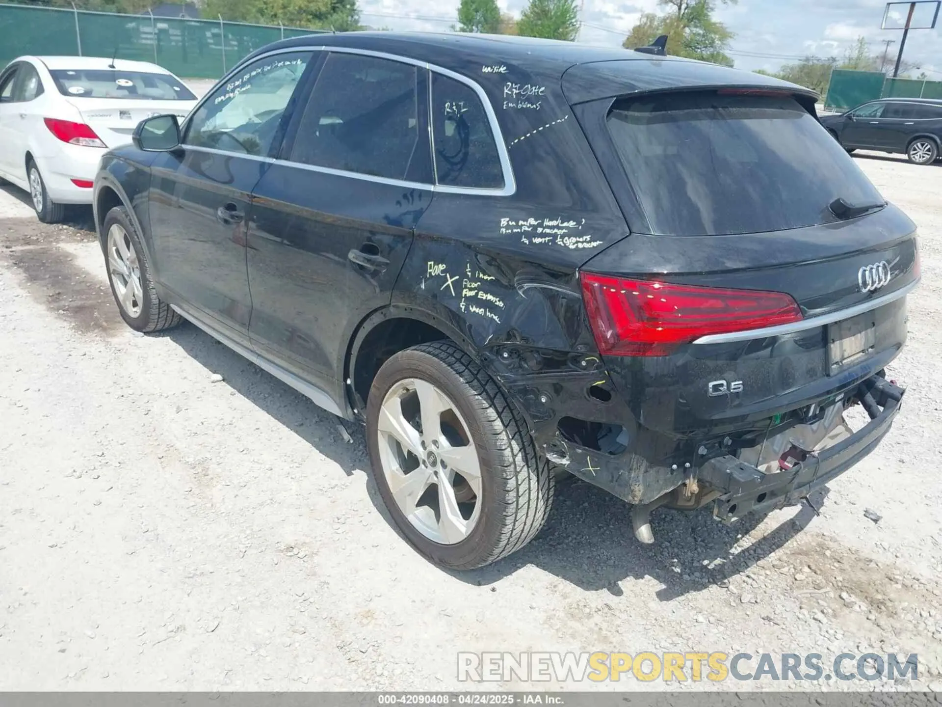 3 fotografías del automóvil dañado WA1BAAFY7M2024762 AUDI Q5 2021