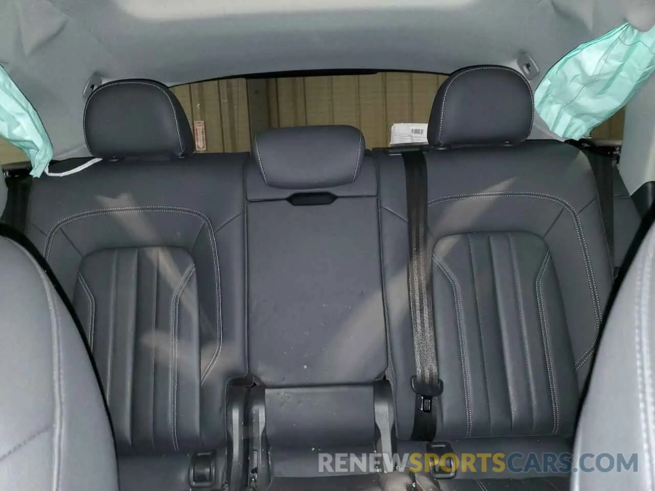 10 fotografías del automóvil dañado WA1BAAFY7M2030867 AUDI Q5 2021