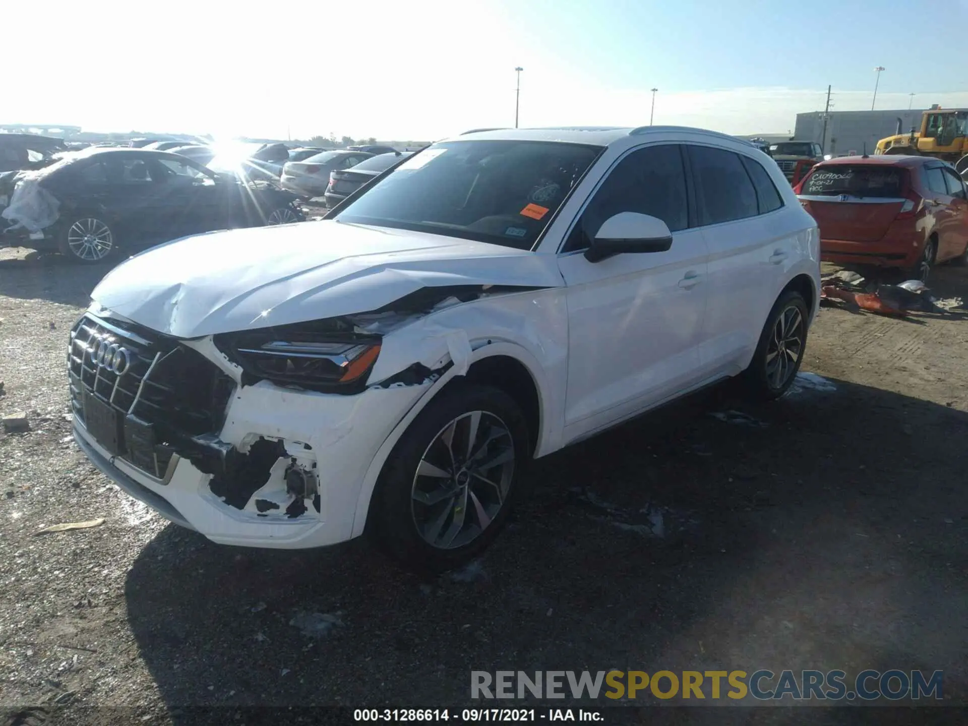 2 fotografías del automóvil dañado WA1BAAFY7M2035048 AUDI Q5 2021
