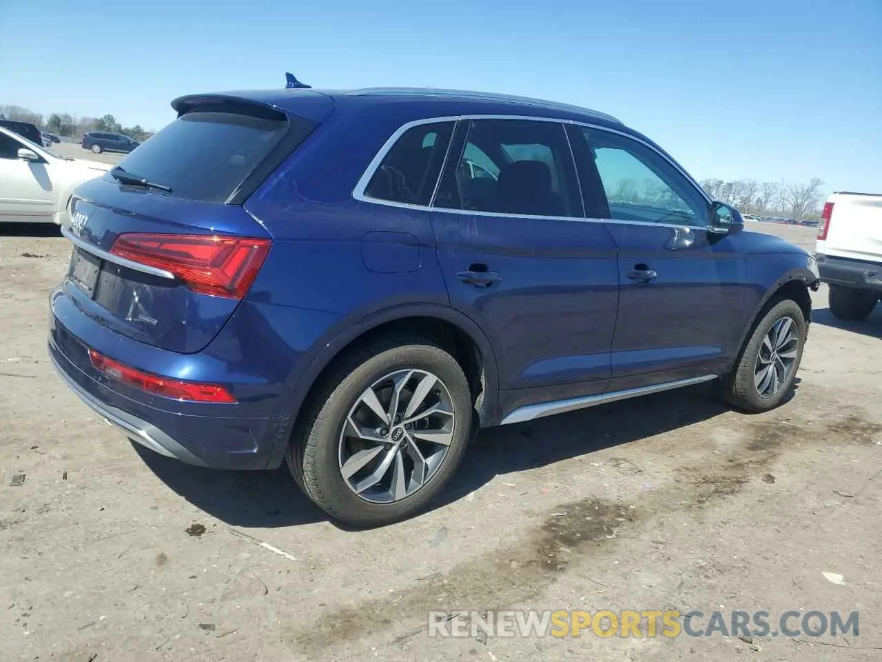 3 fotografías del automóvil dañado WA1BAAFY7M2059902 AUDI Q5 2021