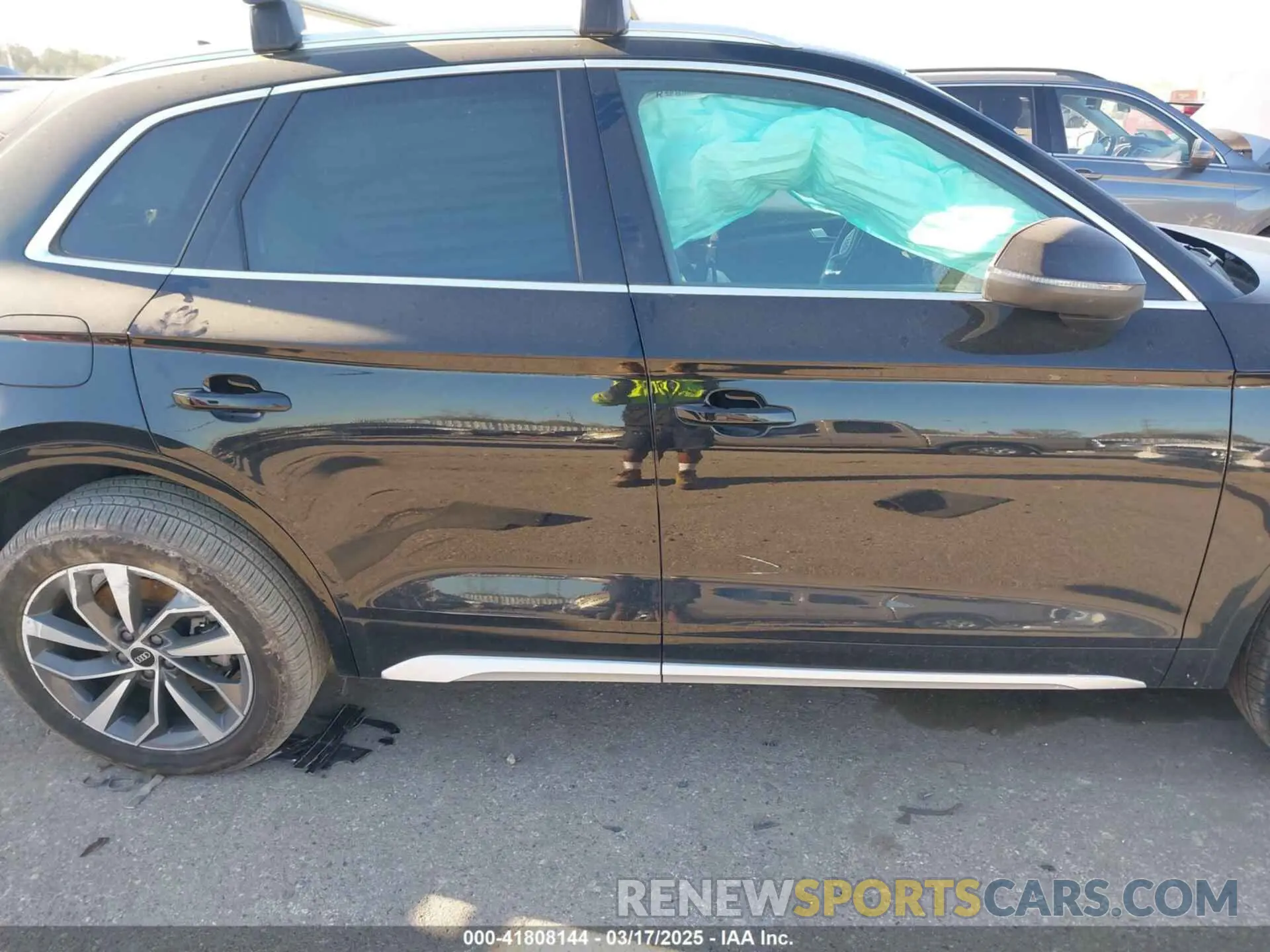 13 fotografías del automóvil dañado WA1BAAFY7M2112601 AUDI Q5 2021
