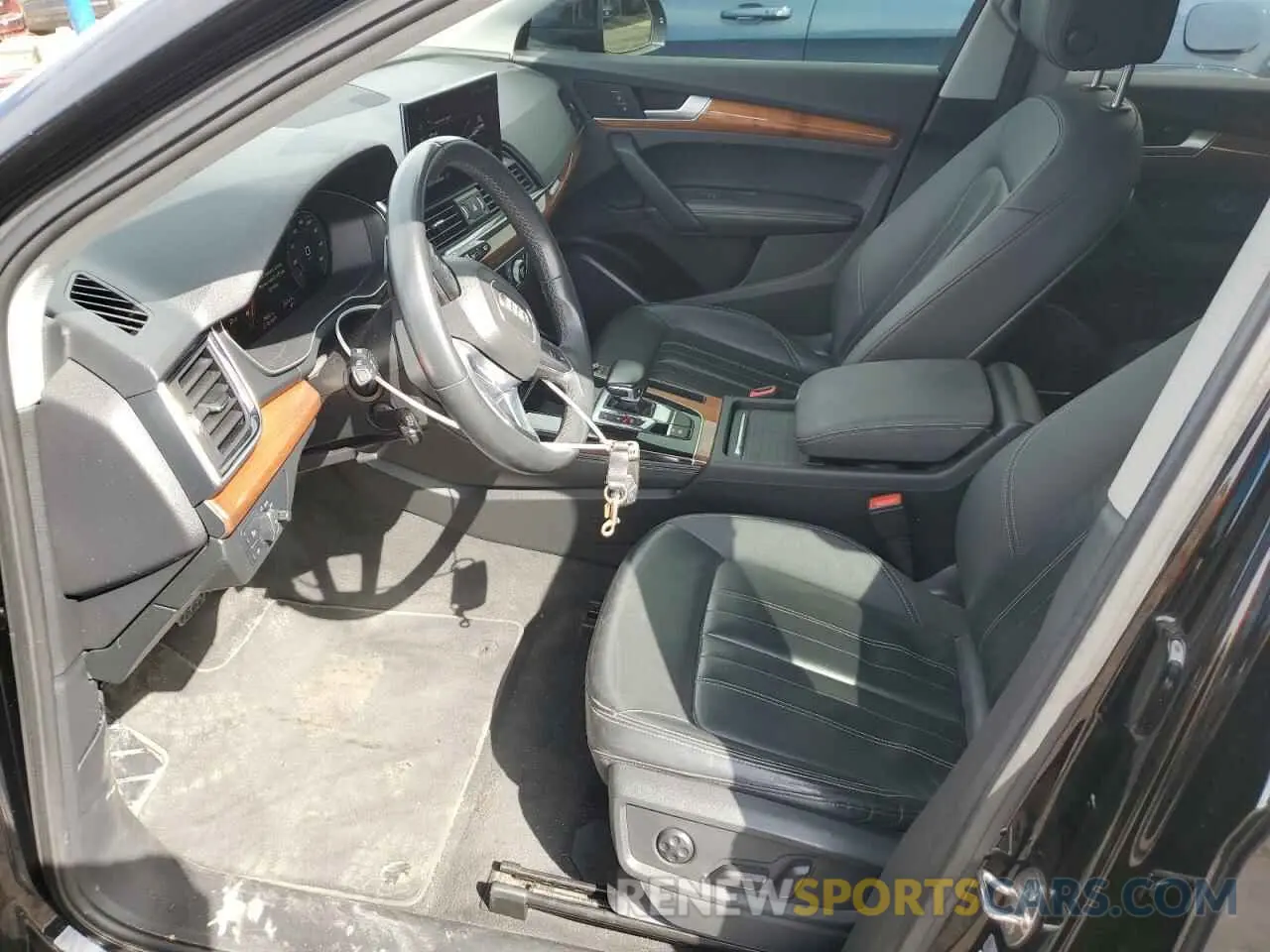 7 fotografías del automóvil dañado WA1BAAFY8M2105236 AUDI Q5 2021