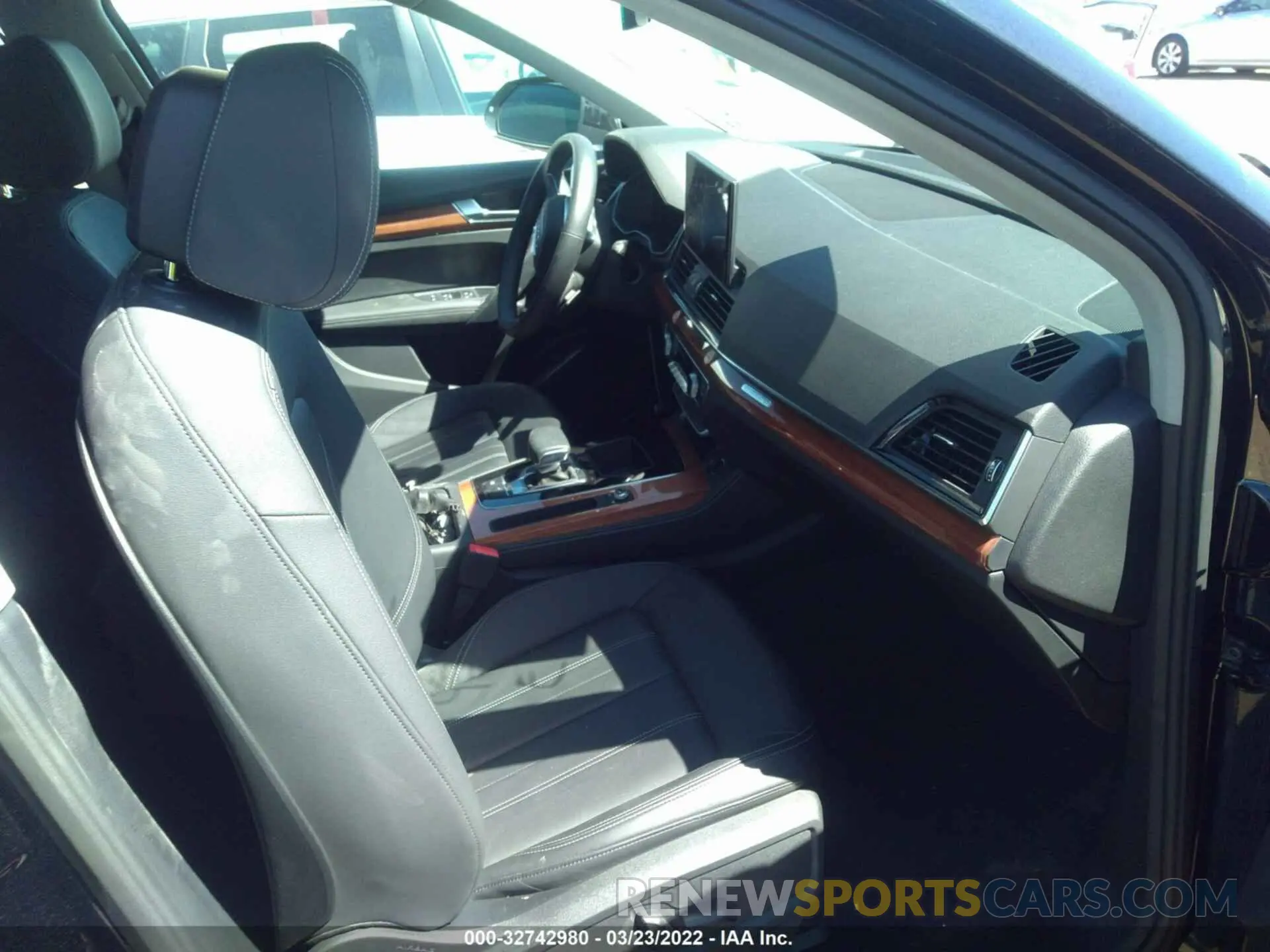 5 fotografías del automóvil dañado WA1BAAFY8M2106435 AUDI Q5 2021